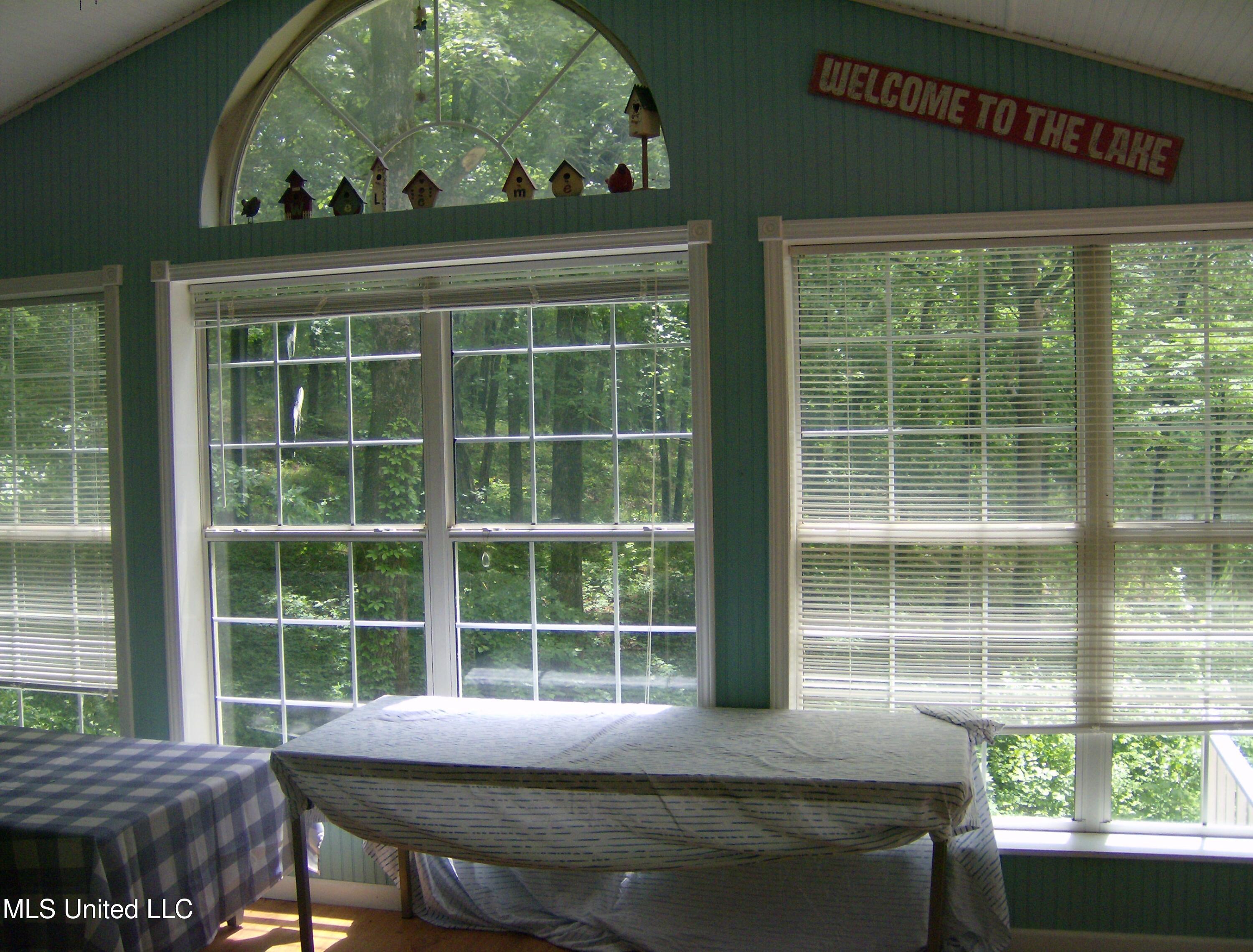 1089 Levi Bell Road, Byhalia, Mississippi image 15