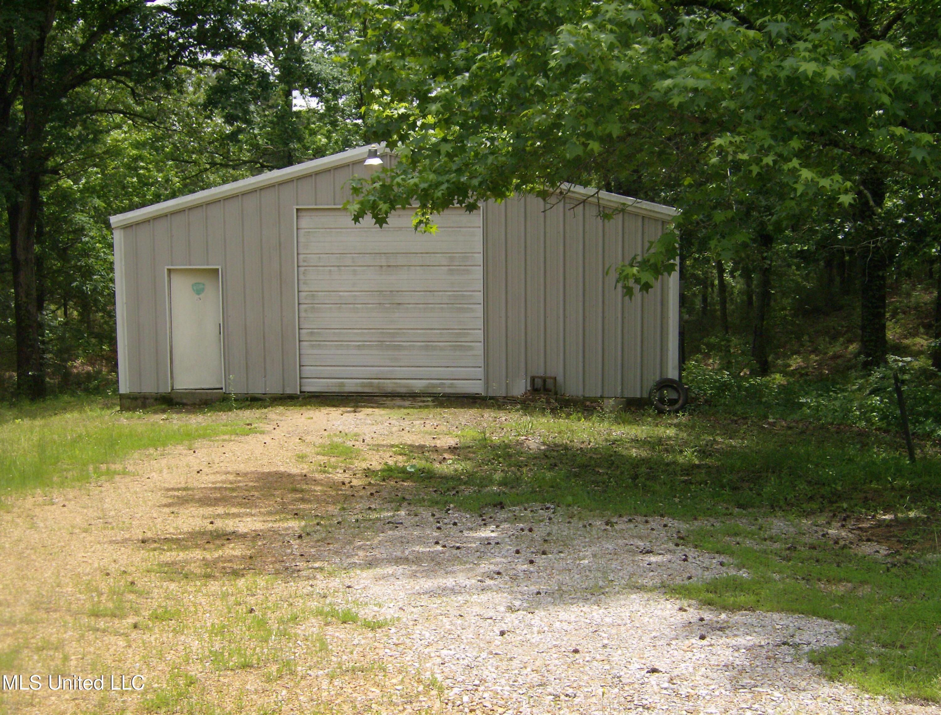 1089 Levi Bell Road, Byhalia, Mississippi image 20