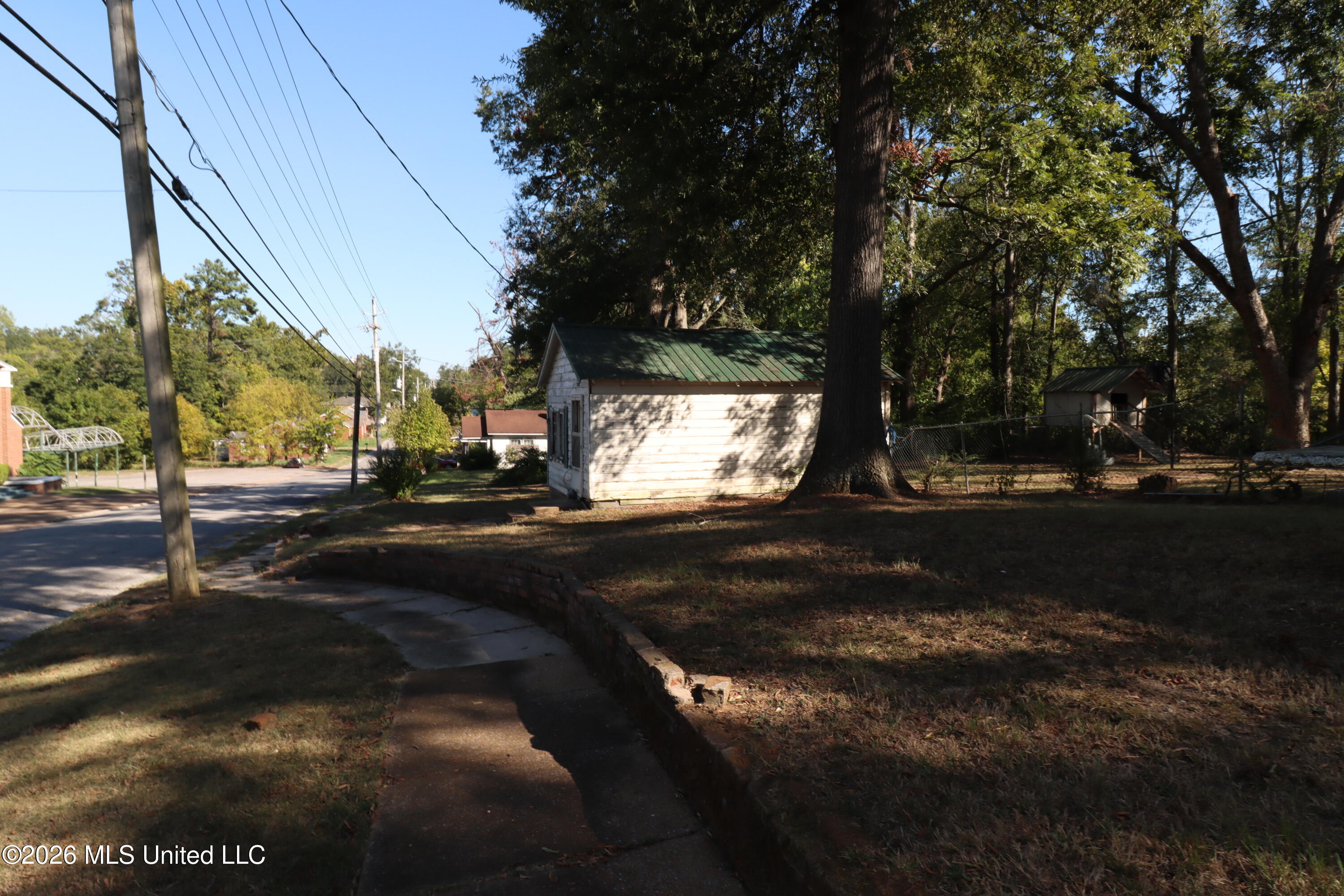 1216 Tate Street - Photo 3