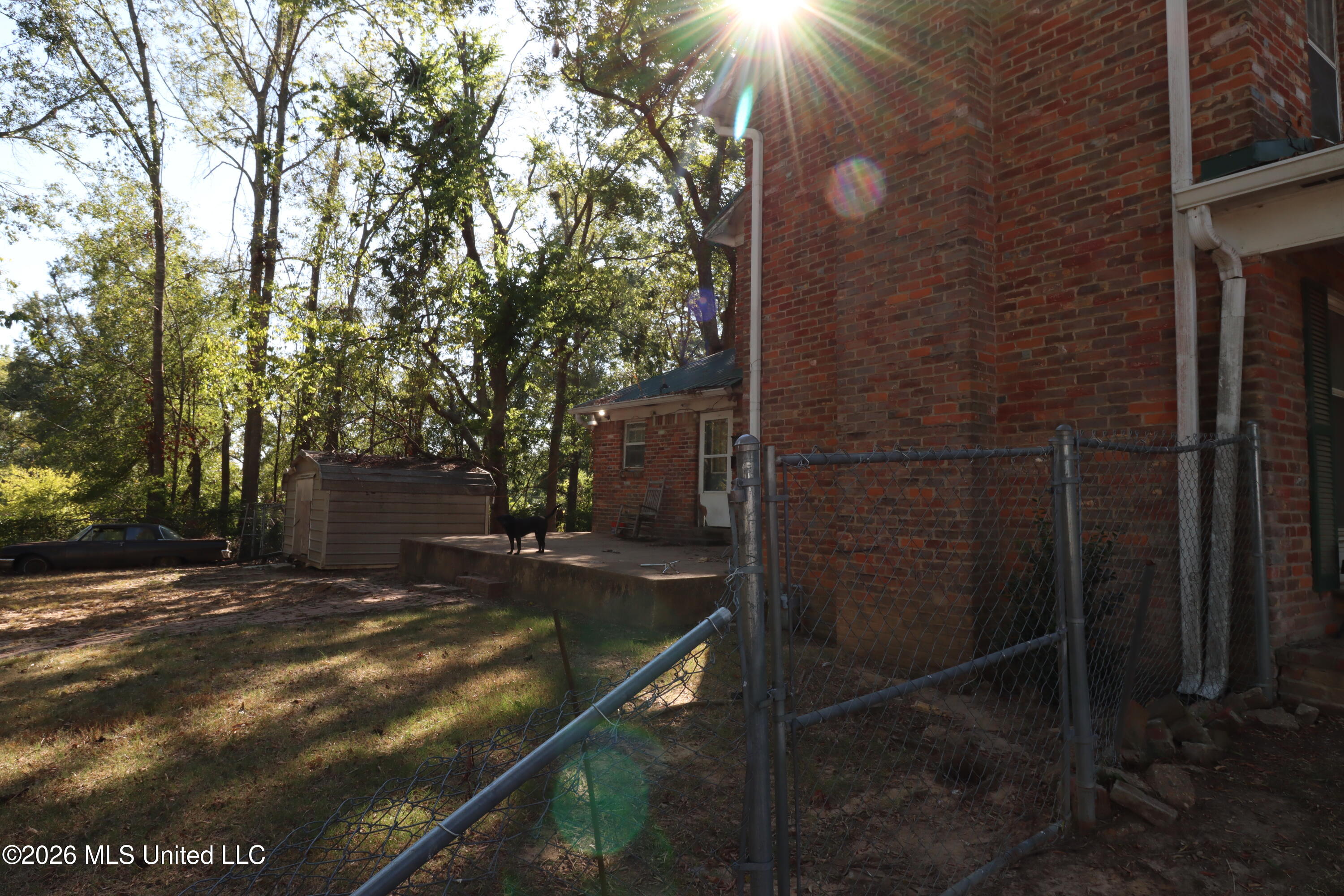1216 Tate Street - Photo 2