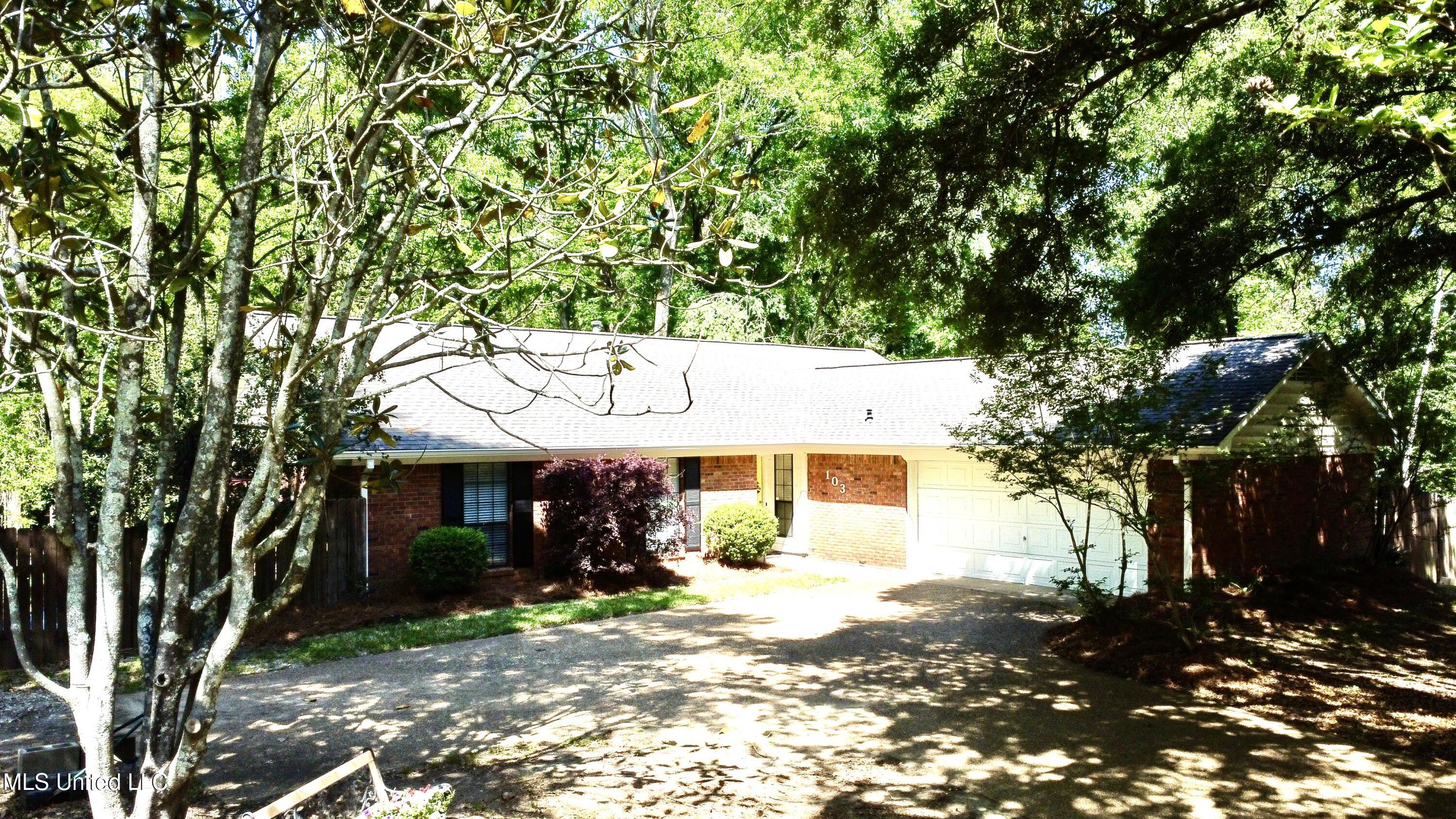 103 Woodmoor Cove, Clinton, Mississippi image 3
