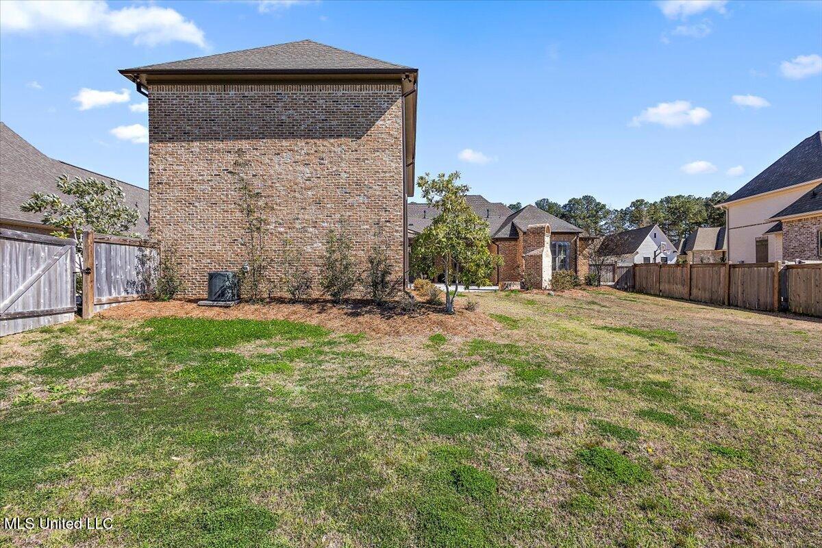213 S Woodcreek Road, Madison, Mississippi image 46