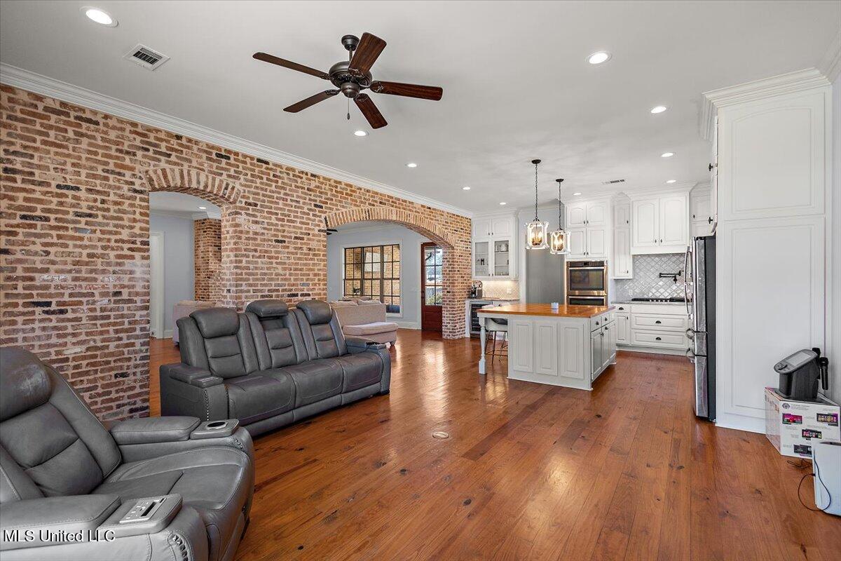 213 S Woodcreek Road, Madison, Mississippi image 12