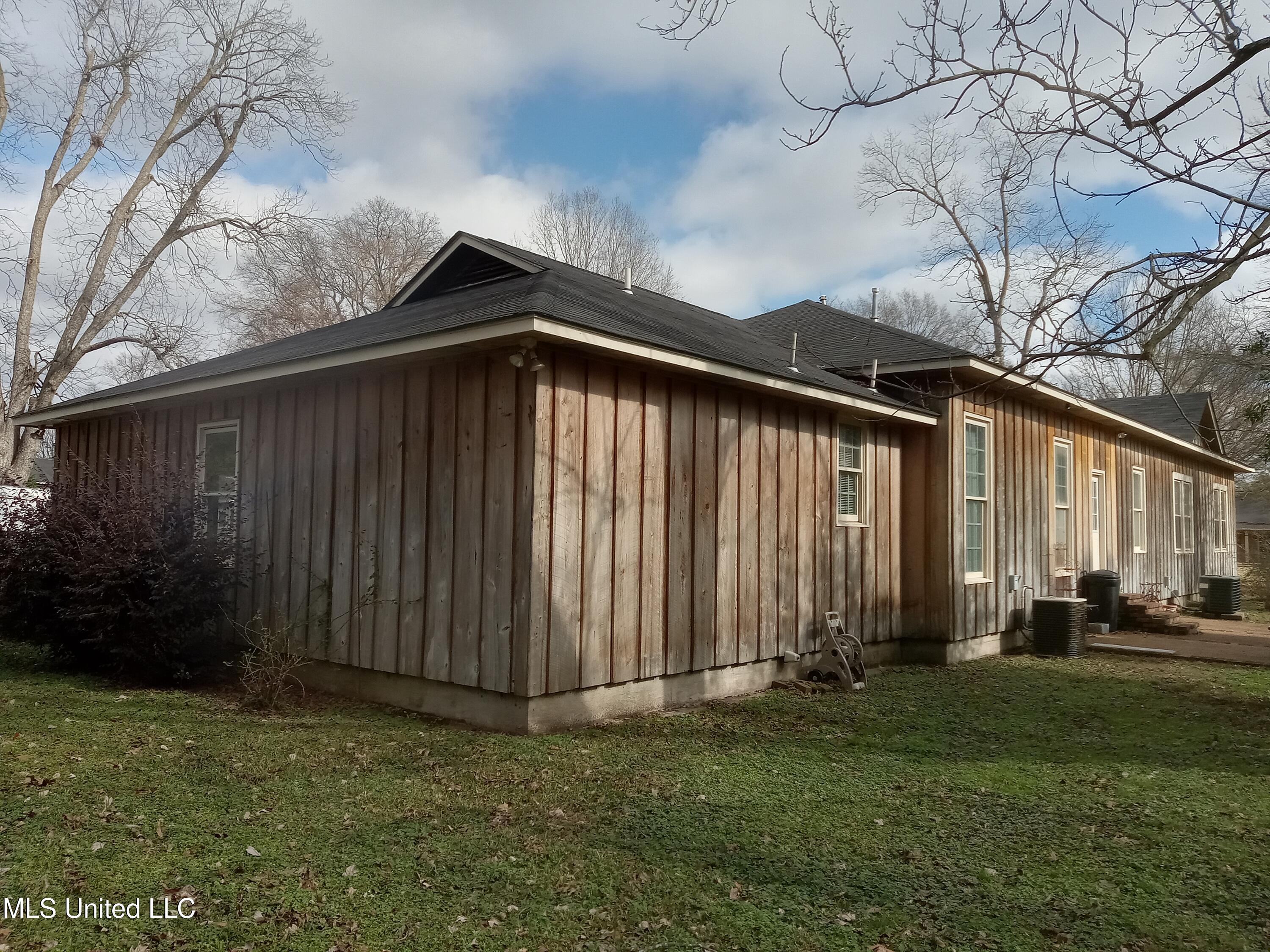 103 Park Avenue, Indianola, Mississippi image 9