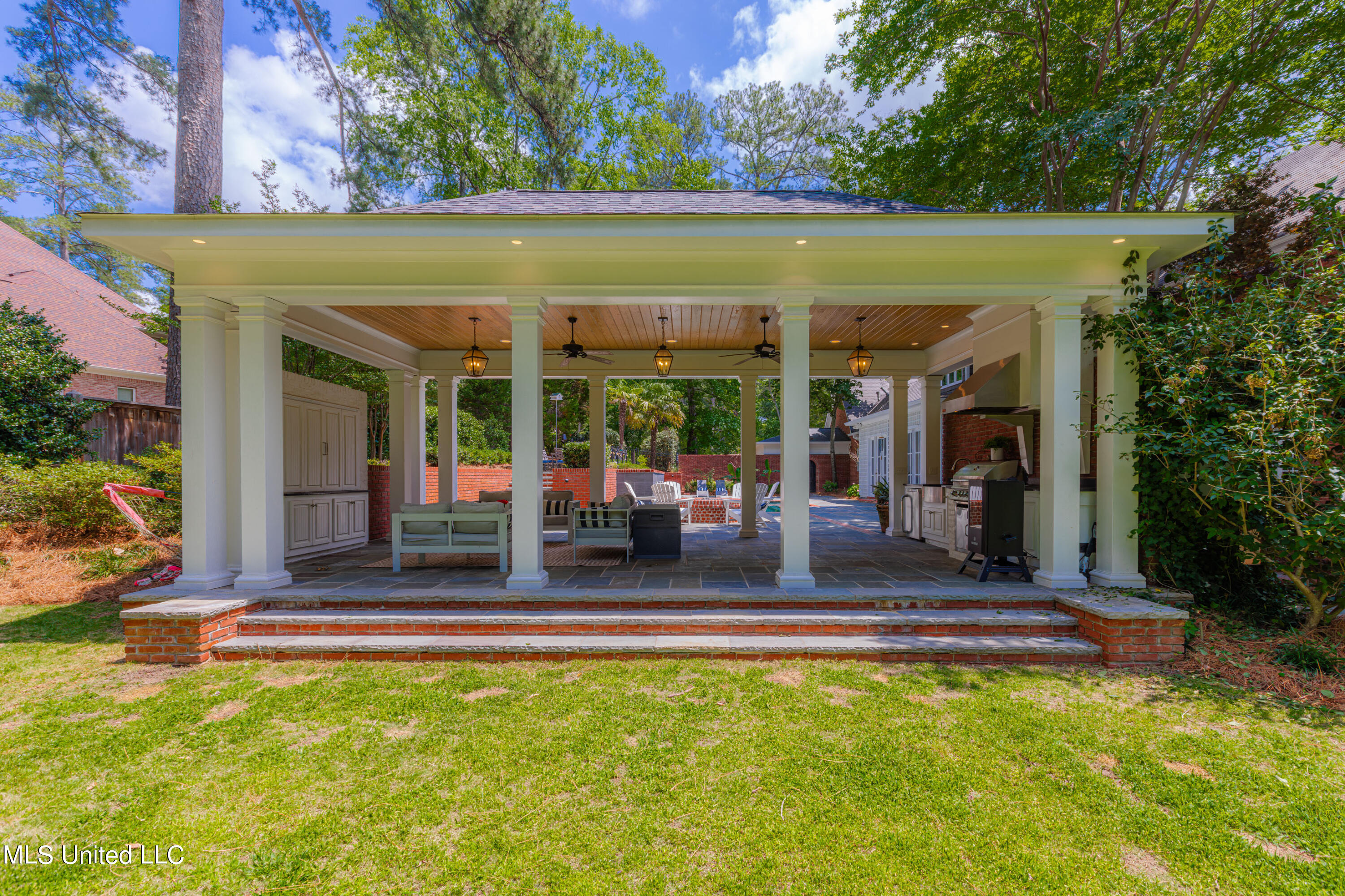 110 Windrush Drive, Flowood, Mississippi image 42