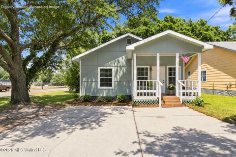 Homes For Sale - 615 Mckinley Avenue<br/> Jackson County, Pascagoula, MS 39567