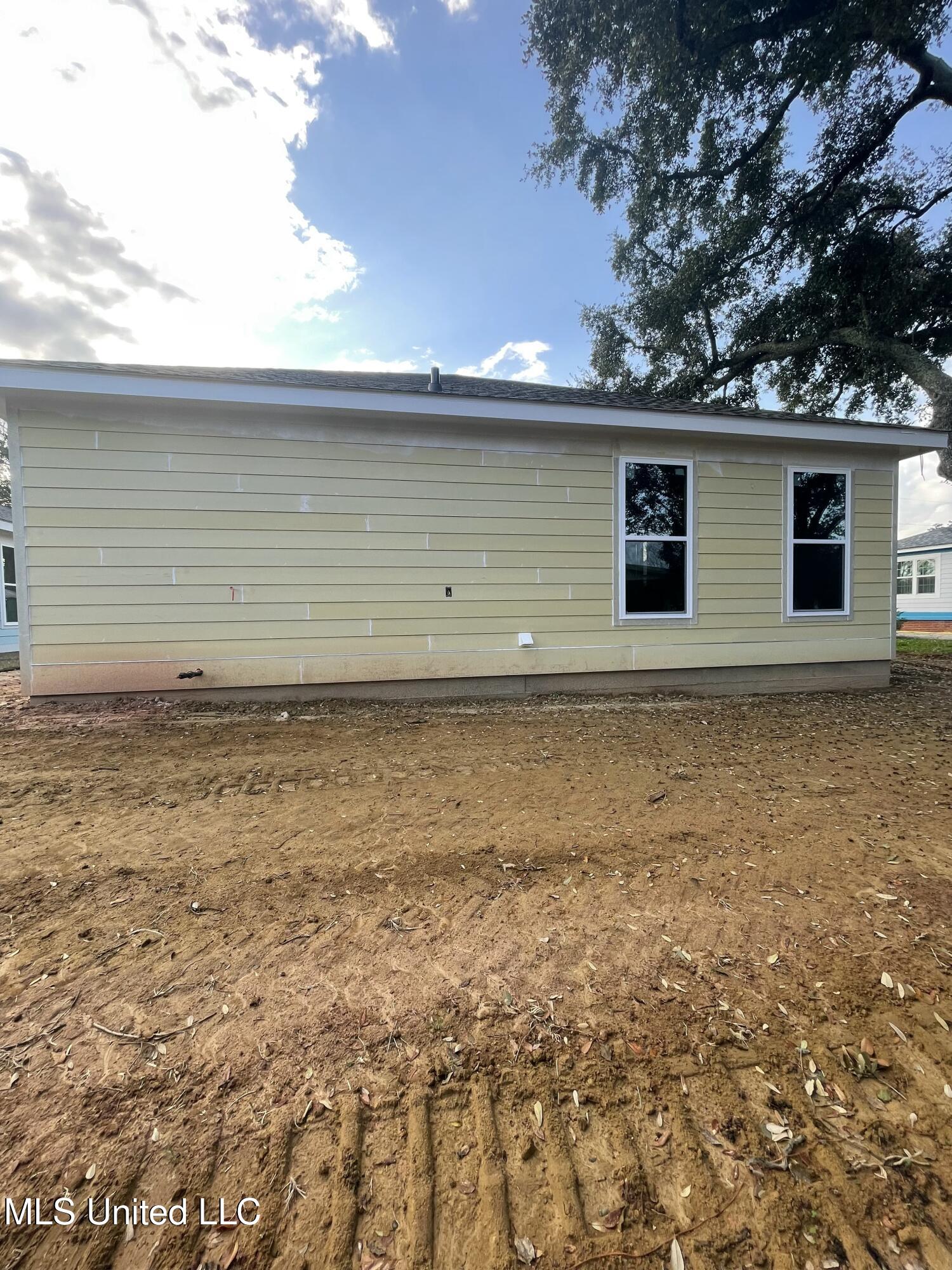 125 Oak Gardens Avenue, Long Beach, Mississippi image 28