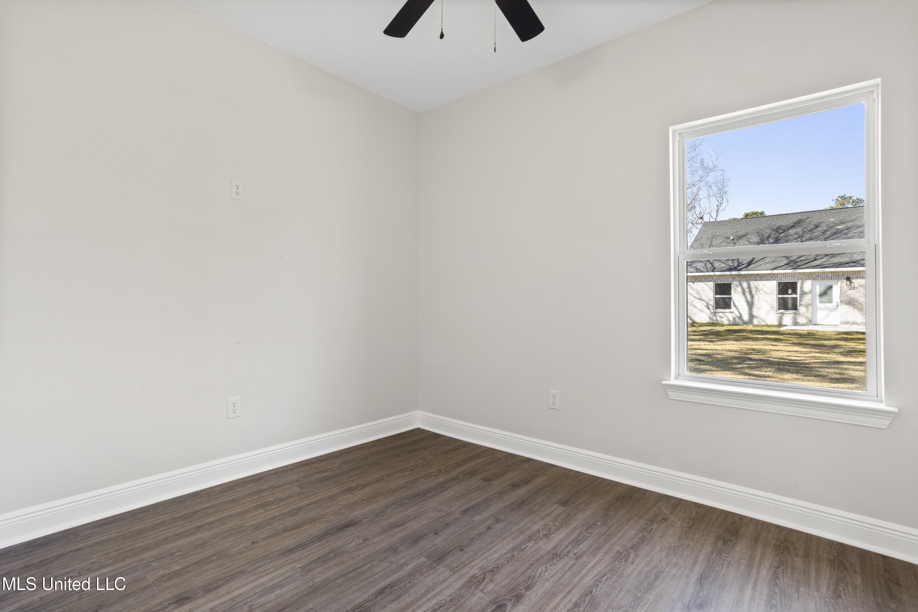 1703 Ladnier Road, Gautier, Mississippi image 28