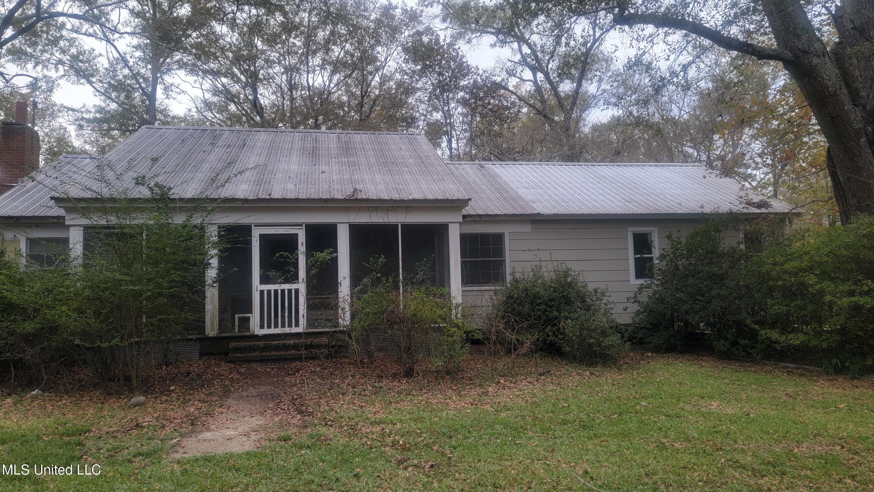 2945 Tom Cain Road, Utica, Mississippi image 3