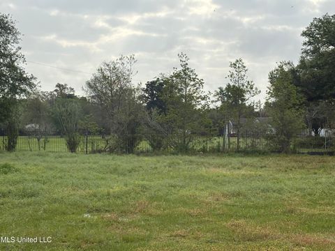 Vacant Land For Sale - Seaside Oaks Drive<br/> Harrison County, Pass Christian, MS 39571