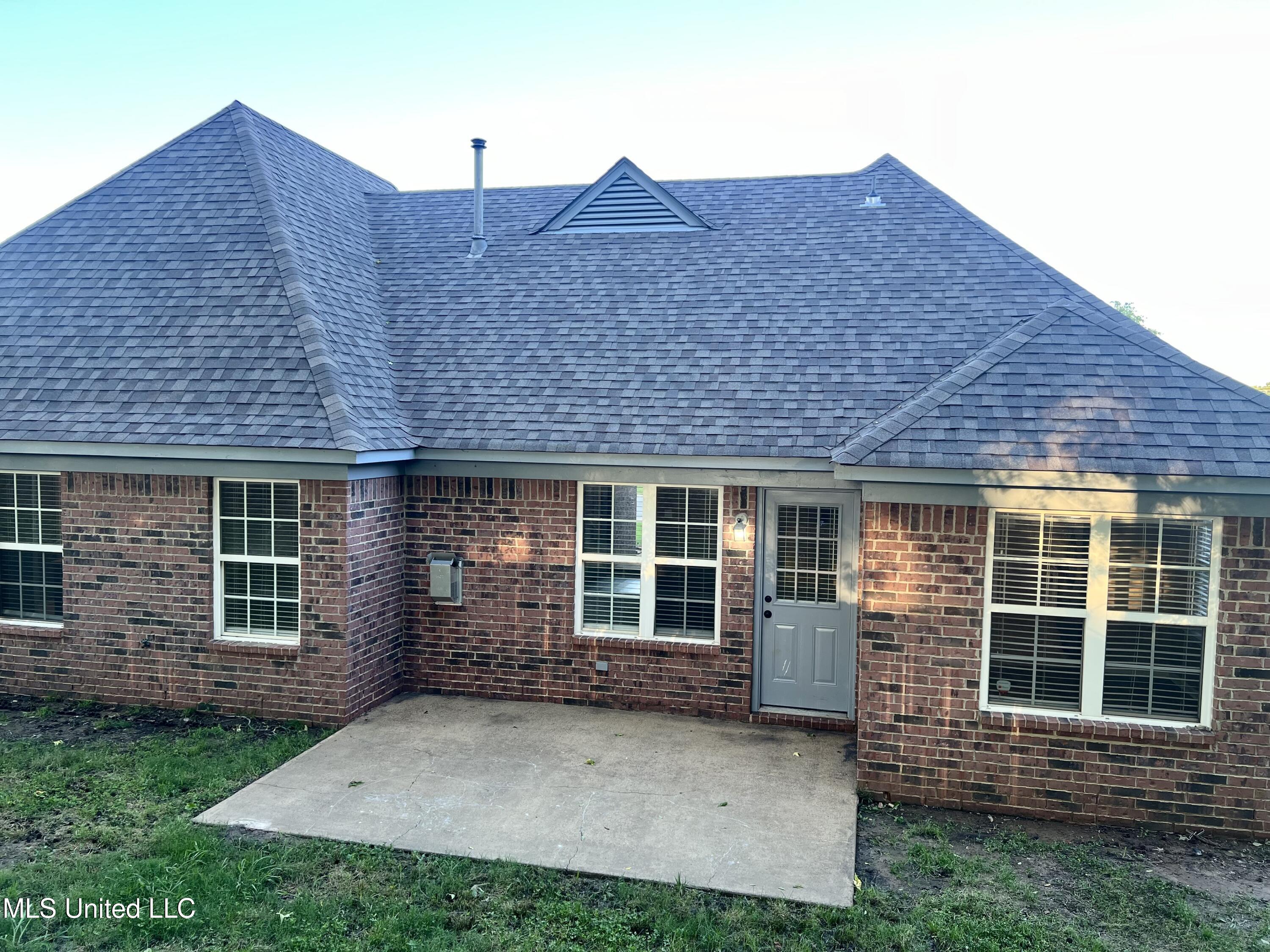 3895 Rolling Wagon Cove, Southaven, Mississippi image 22