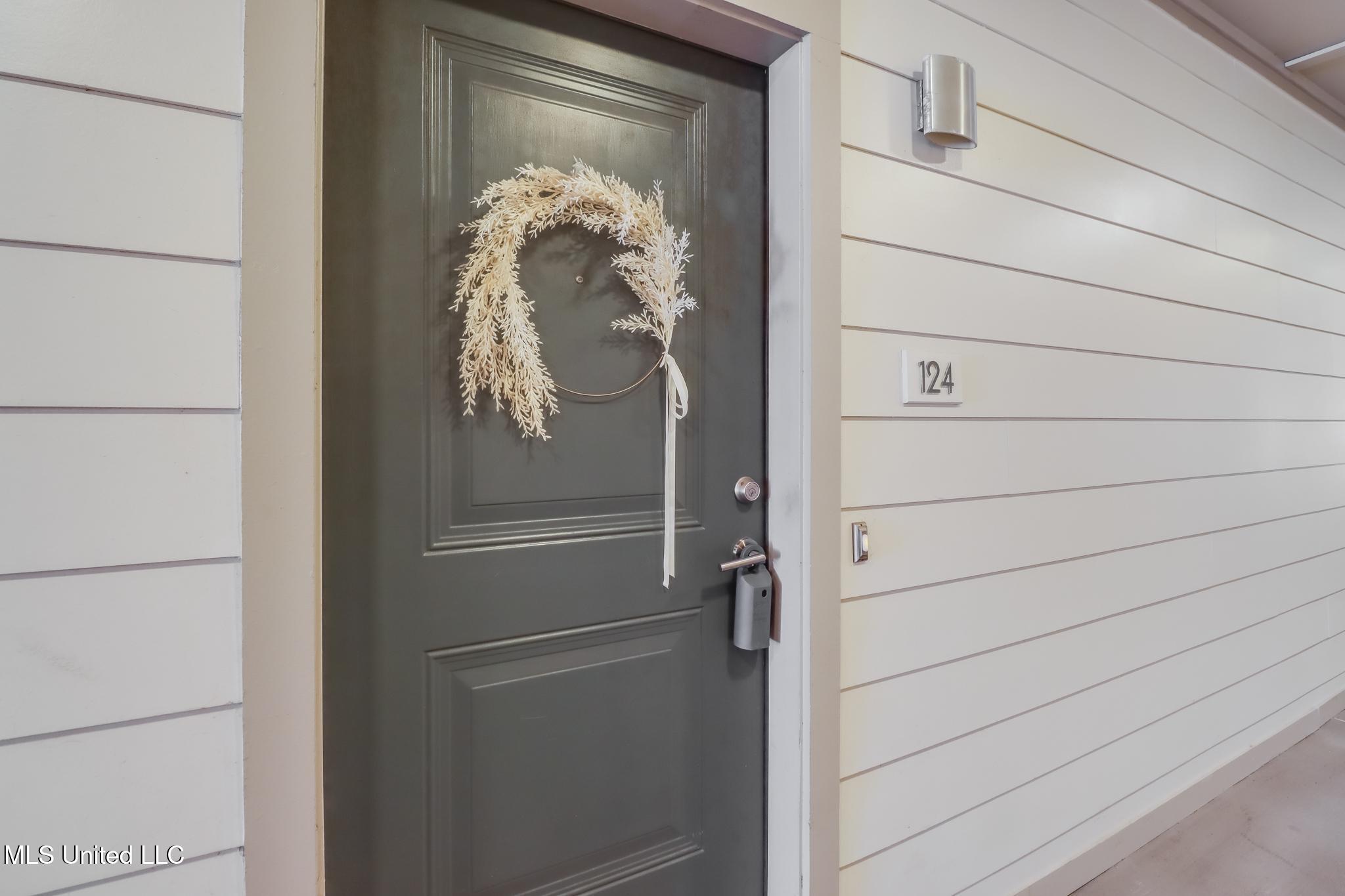 2501 Bienville Boulevard #124, Ocean Springs, Mississippi image 3
