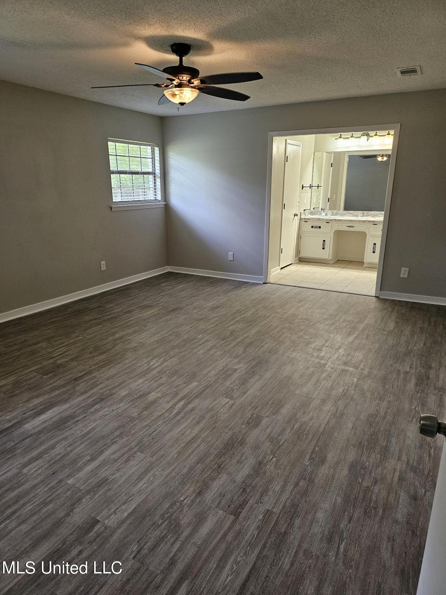 5225 Brookview Drive, Byram, Mississippi image 11