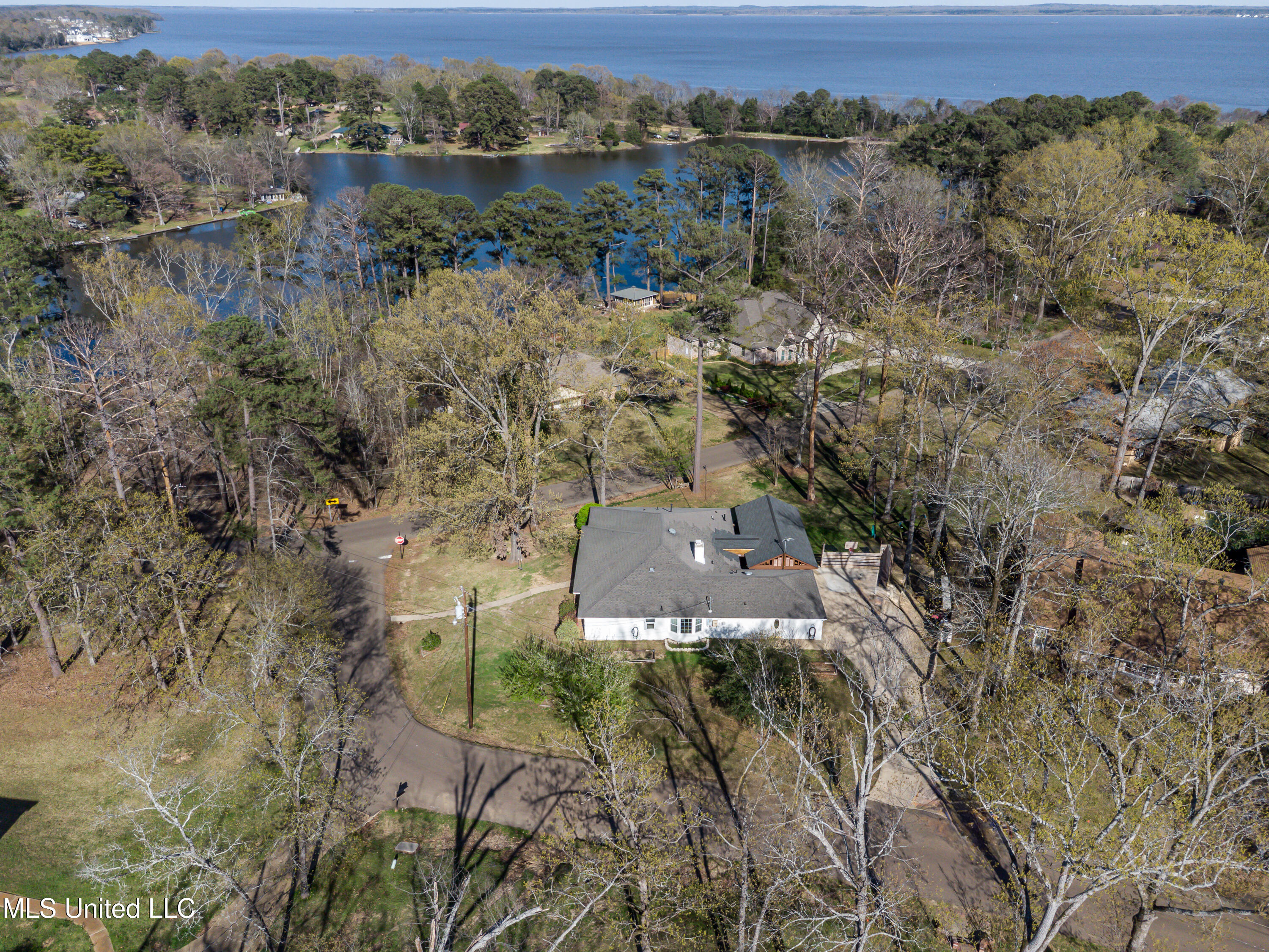 508 Pawnee Way, Madison, Mississippi image 3
