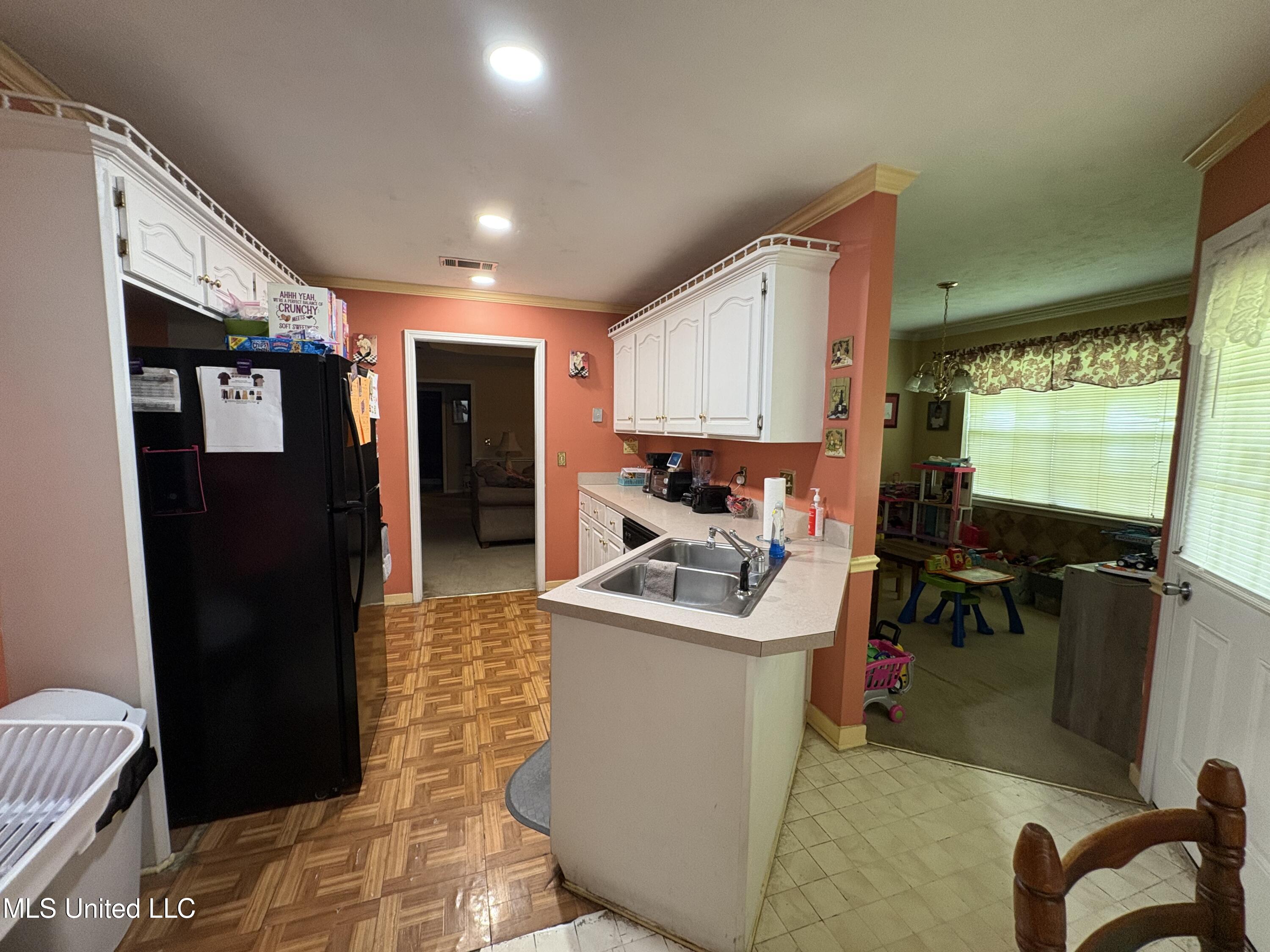 9831 Crooked Creek Boulevard, Byram, Mississippi image 7