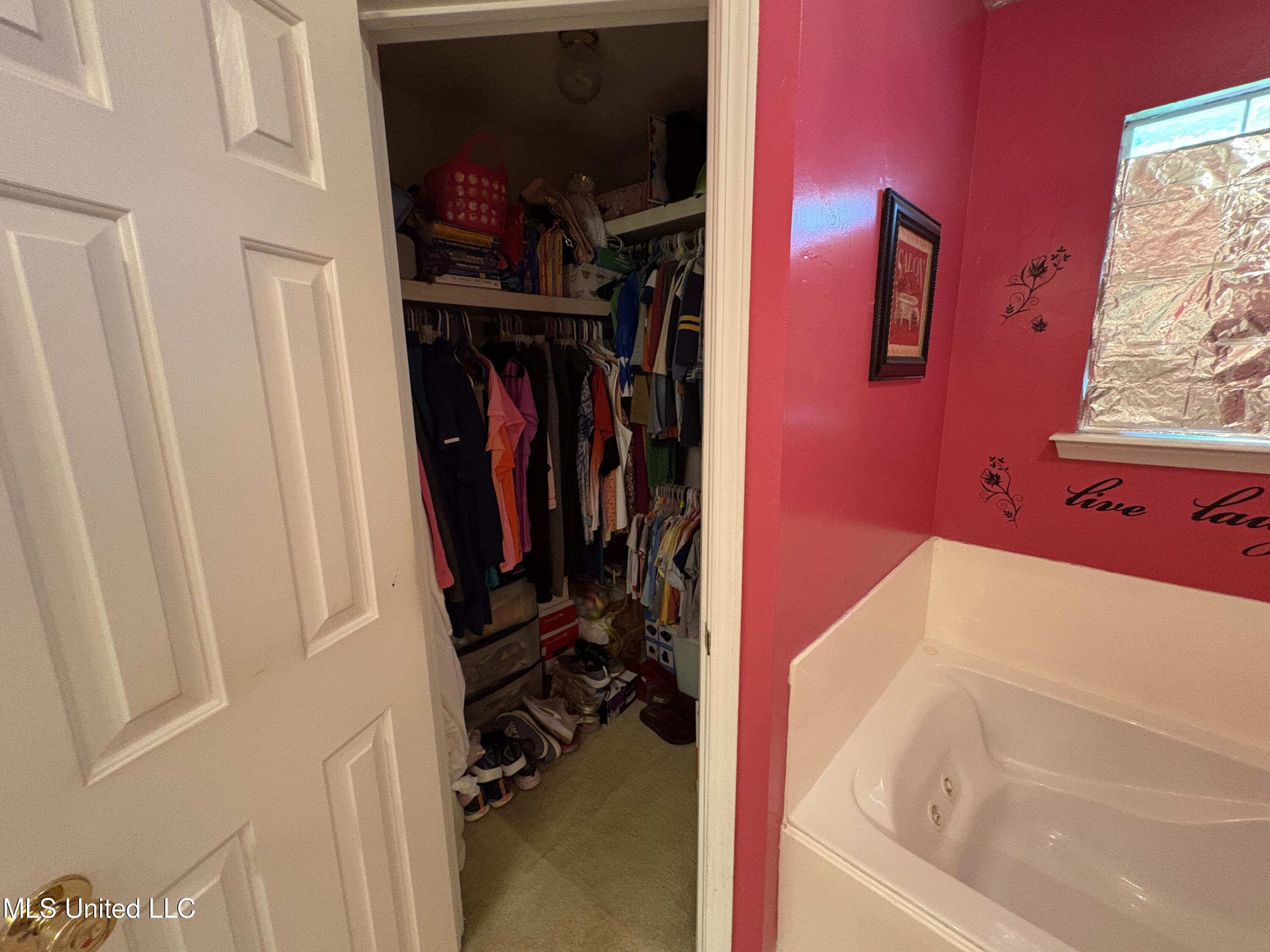 9831 Crooked Creek Boulevard, Byram, Mississippi image 15