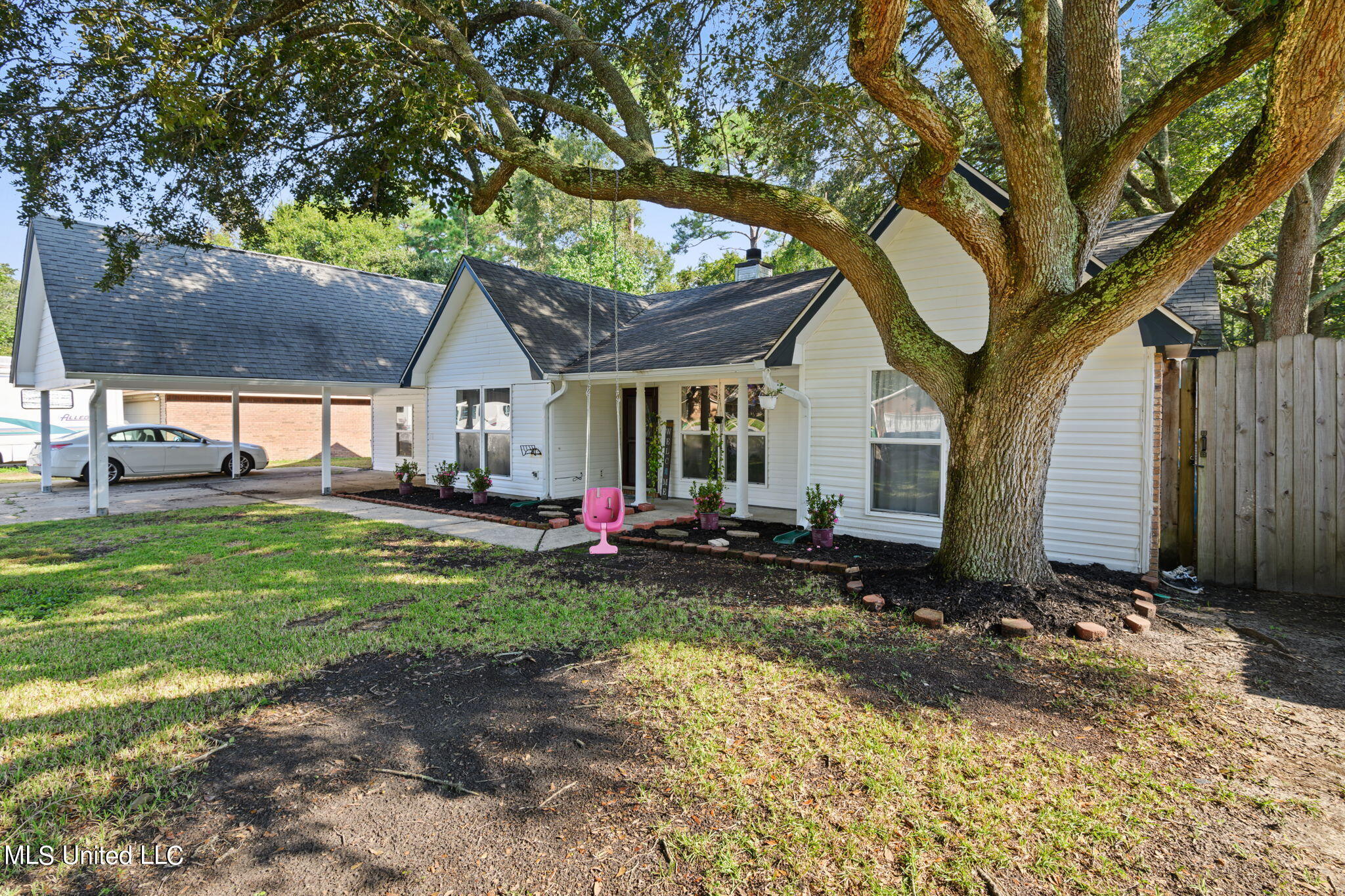 7016 Red Bud Lane, Ocean Springs, Mississippi image 5