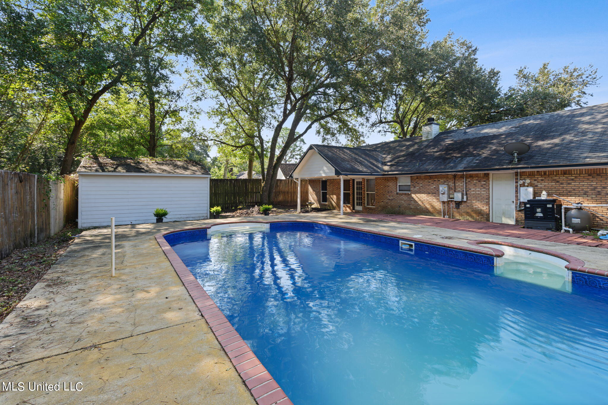 7016 Red Bud Lane, Ocean Springs, Mississippi image 9