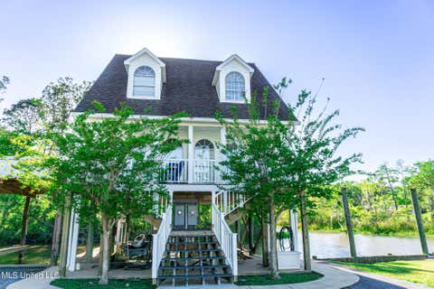 Multifamily For Rent - 1102 Stanfield Point Road<br/> Jackson County, Gautier, MS 39553