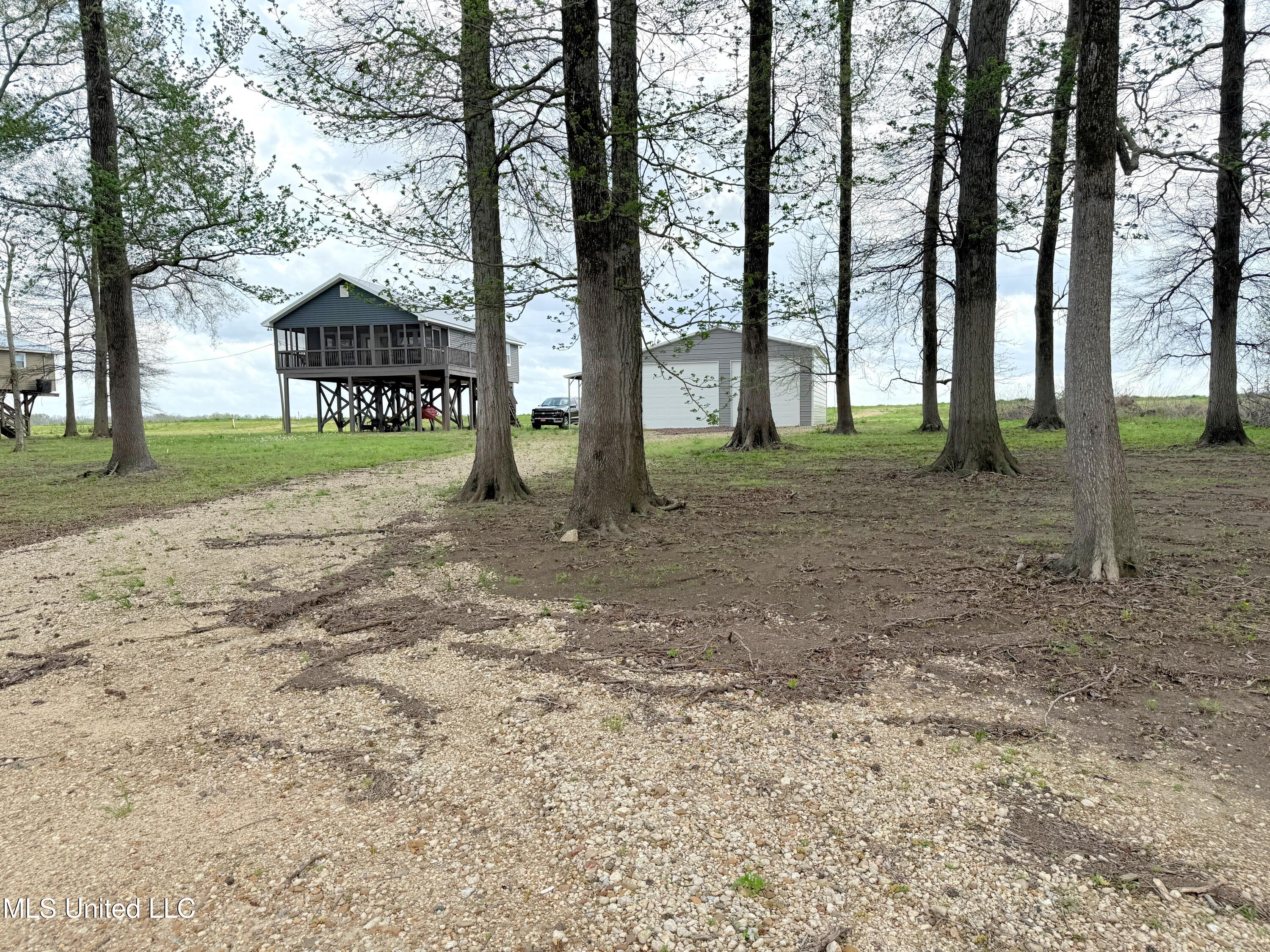 2997 Deerfield Road, Yazoo City, Mississippi image 5