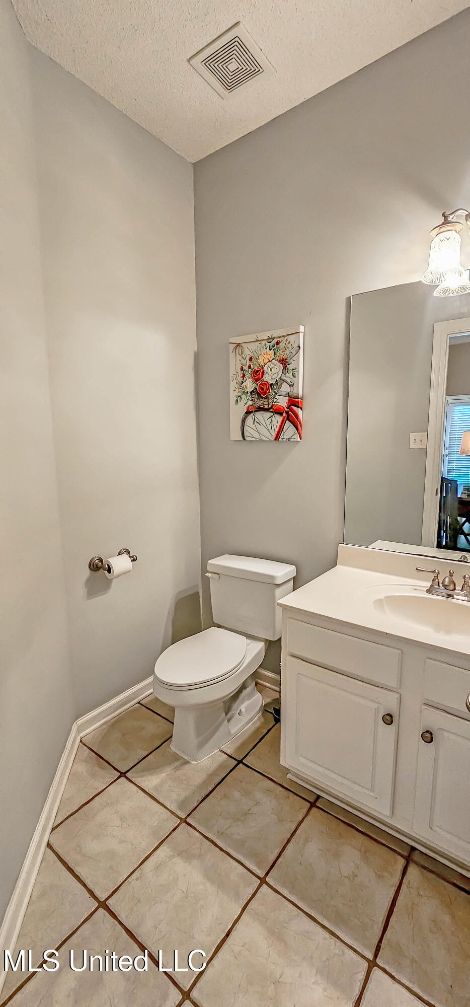 9855 Leslie Lane, Olive Branch, Mississippi image 14
