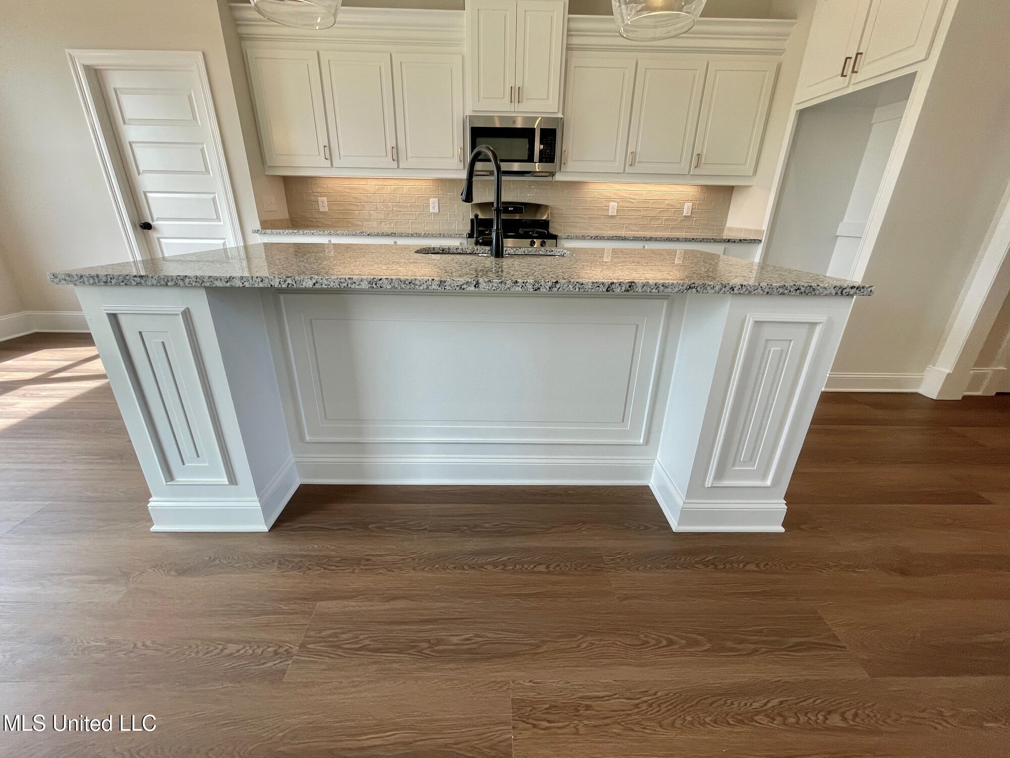425 Aurora Circle, Canton, Mississippi image 16