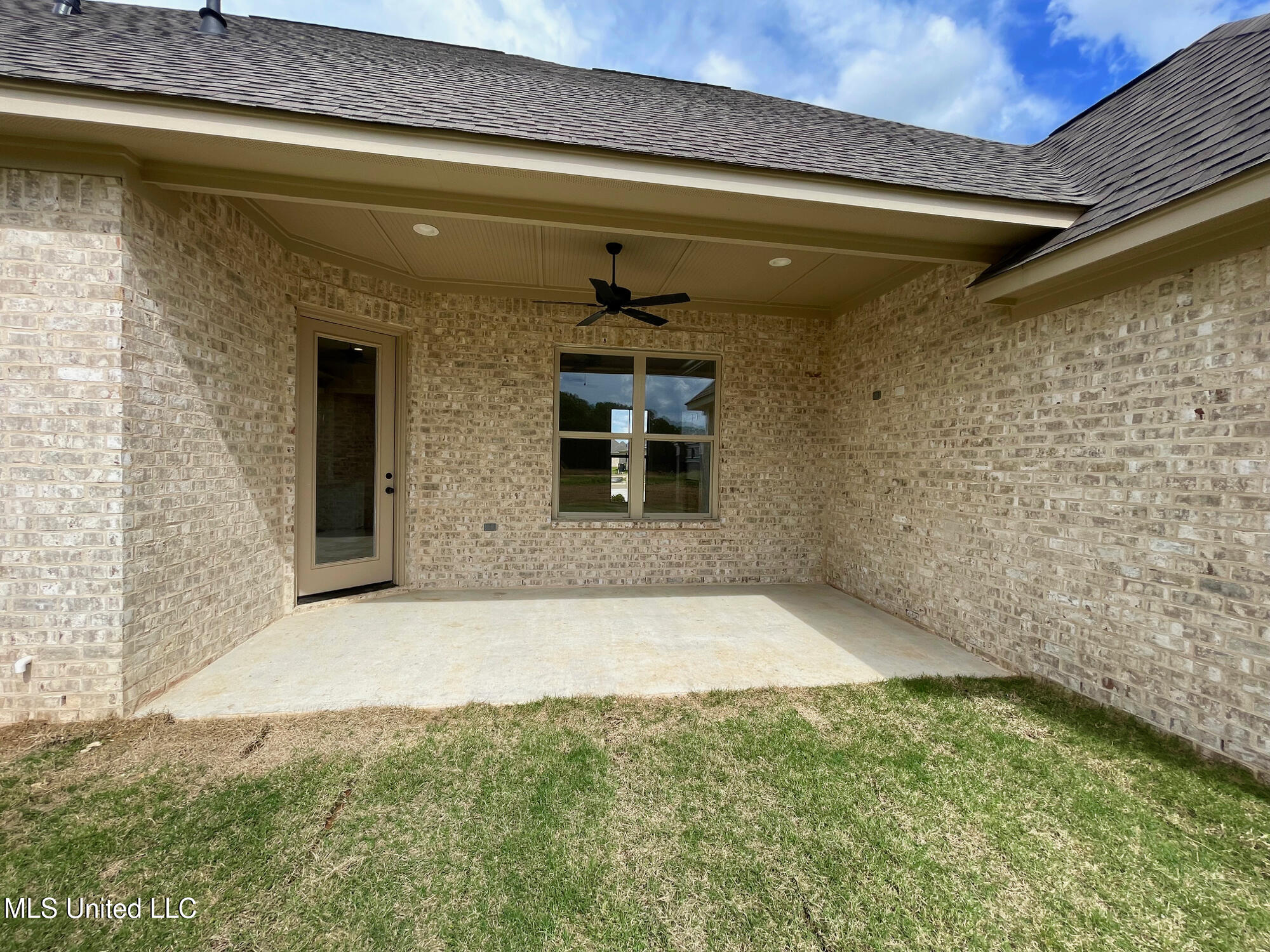 425 Aurora Circle, Canton, Mississippi image 33