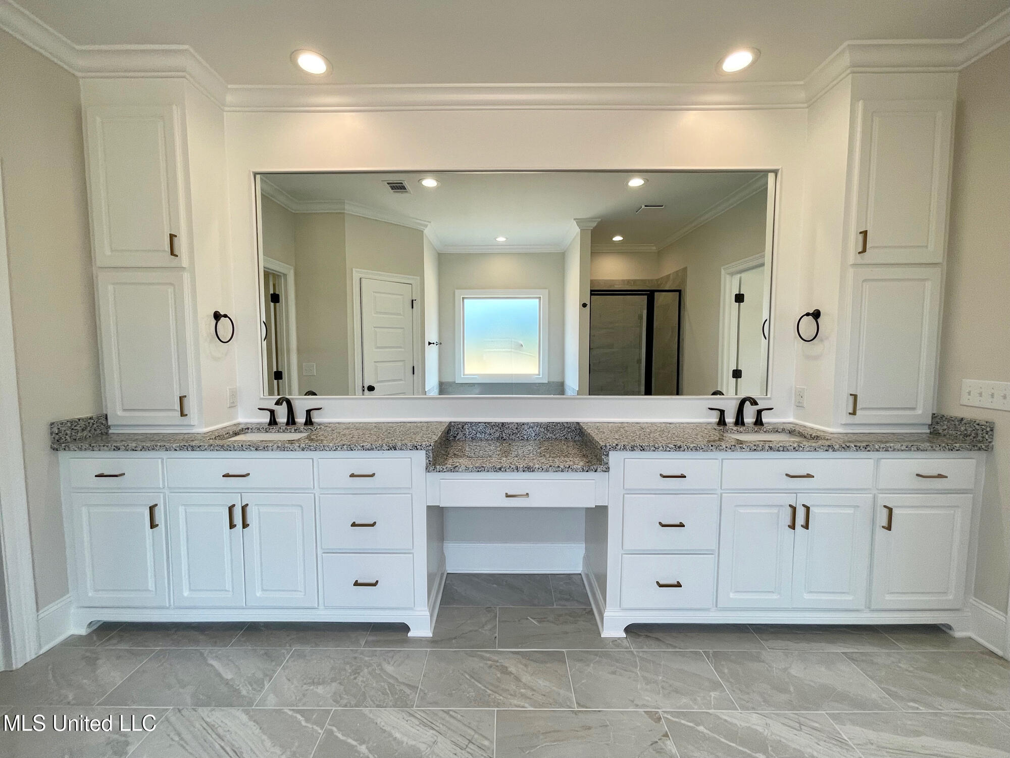 425 Aurora Circle, Canton, Mississippi image 28