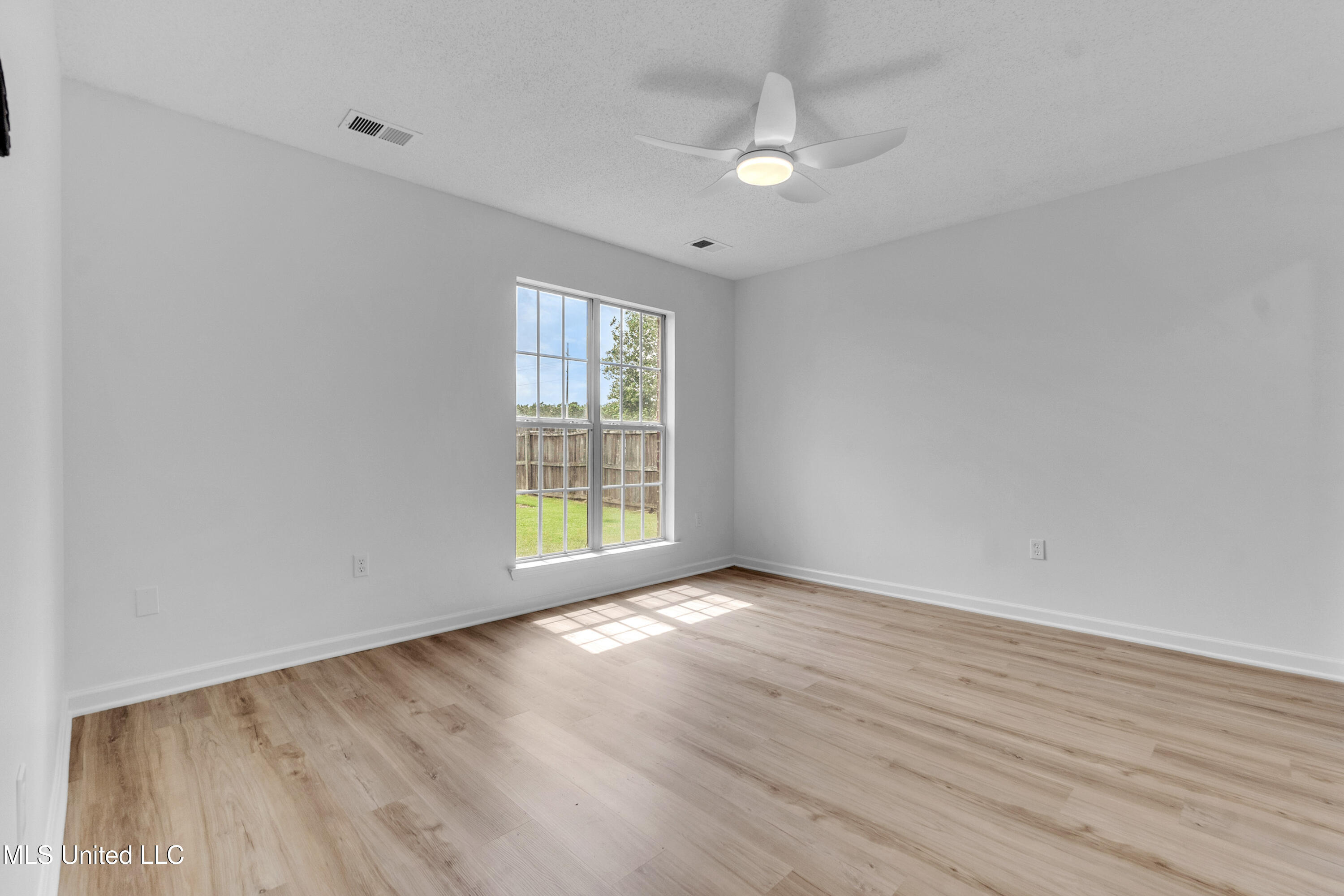 10627 Pecan View Drive, Olive Branch, Mississippi image 18