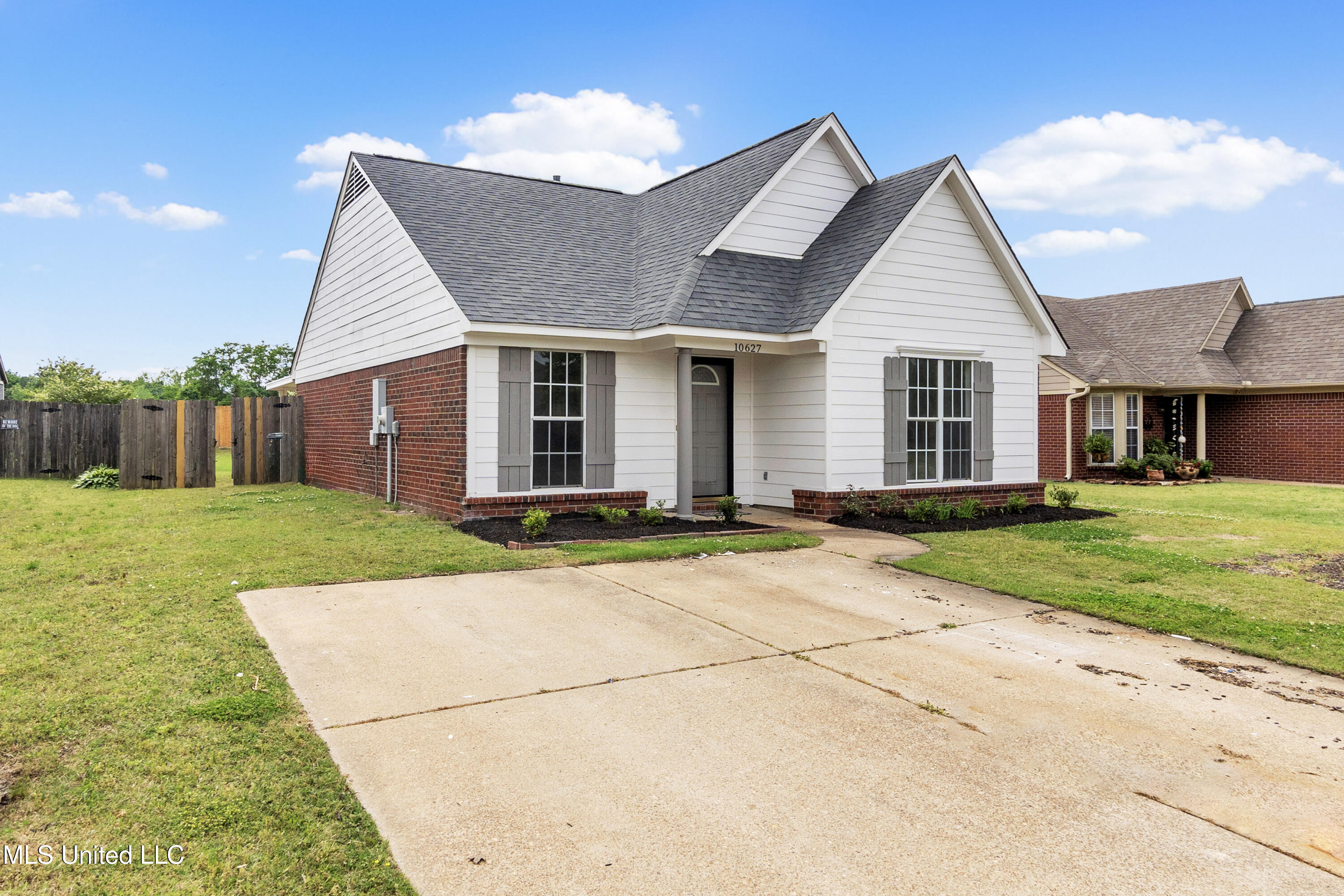 10627 Pecan View Drive, Olive Branch, Mississippi image 2