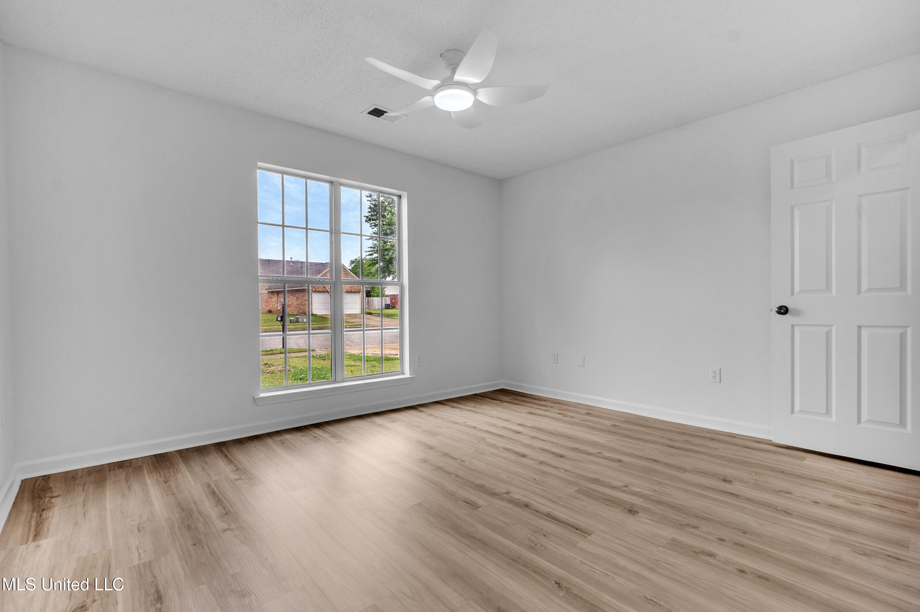 10627 Pecan View Drive, Olive Branch, Mississippi image 24