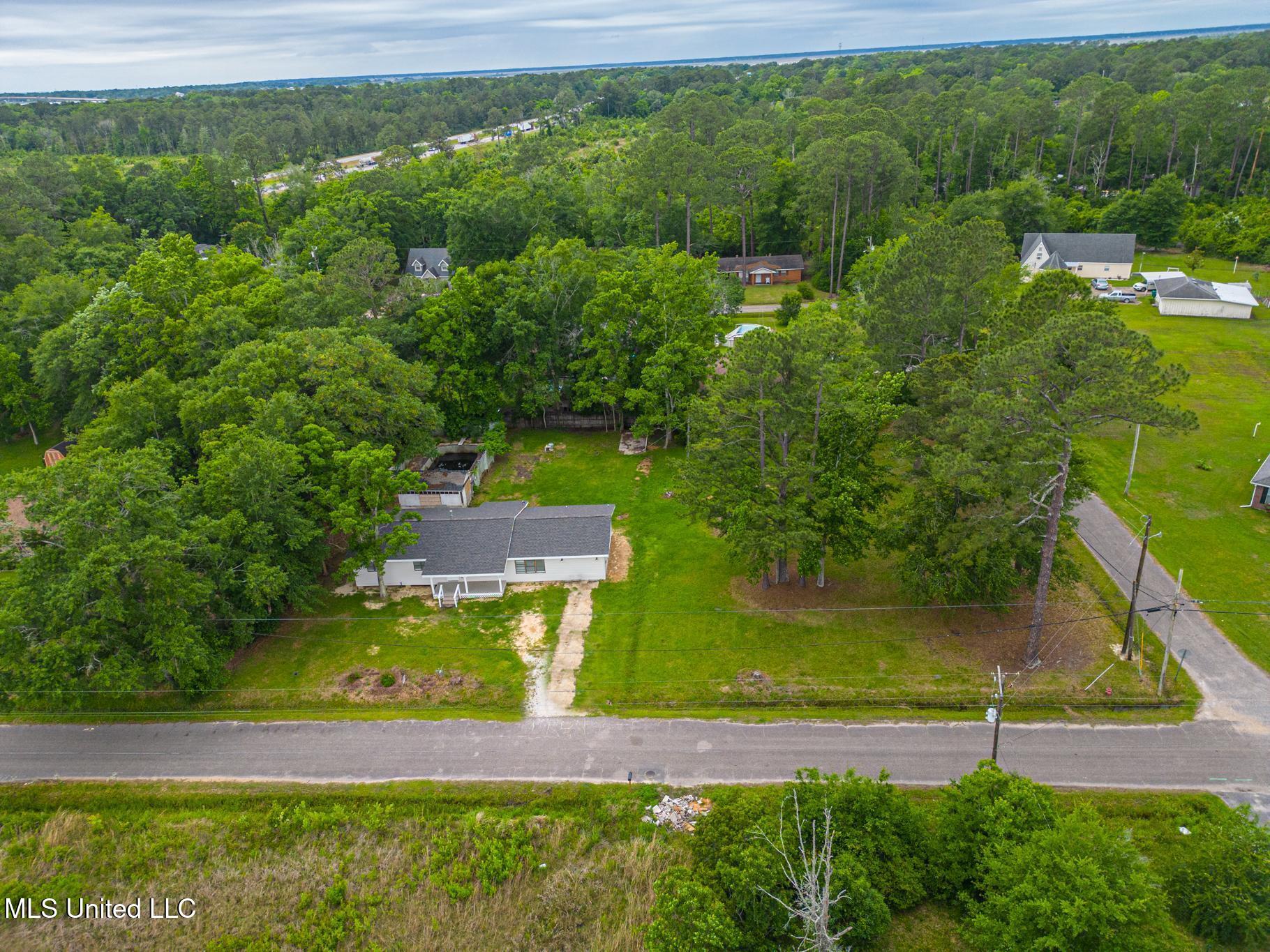6909 Elder Ferry Road, Moss Point, Mississippi image 28
