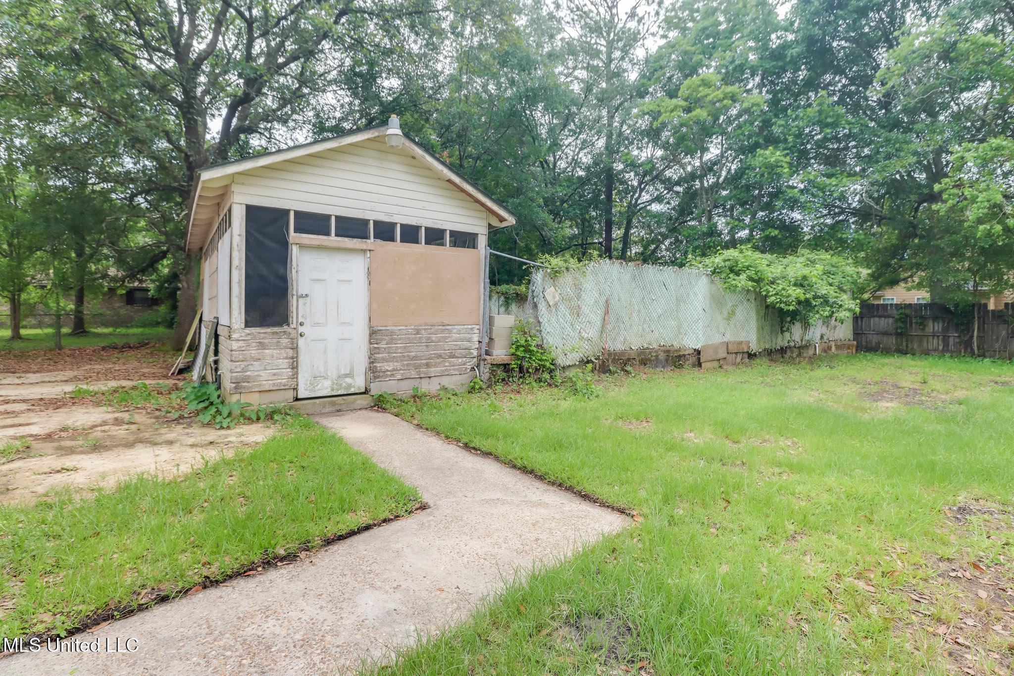 6909 Elder Ferry Road, Moss Point, Mississippi image 18