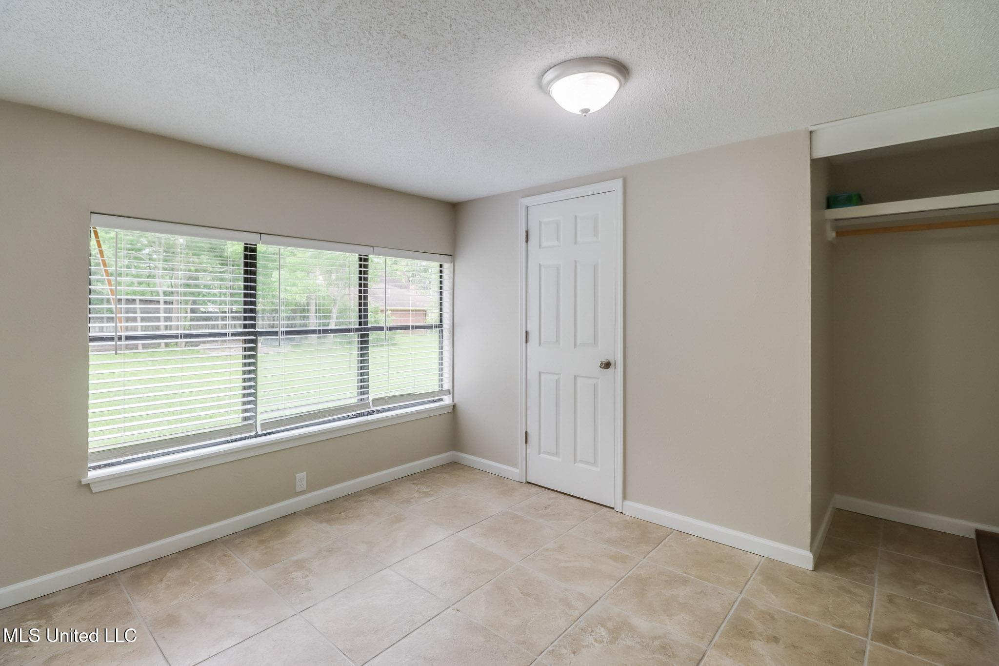 6909 Elder Ferry Road, Moss Point, Mississippi image 7