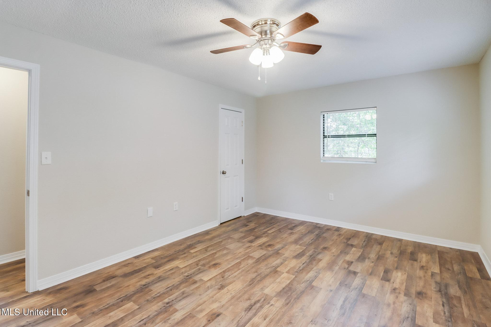 6909 Elder Ferry Road, Moss Point, Mississippi image 14