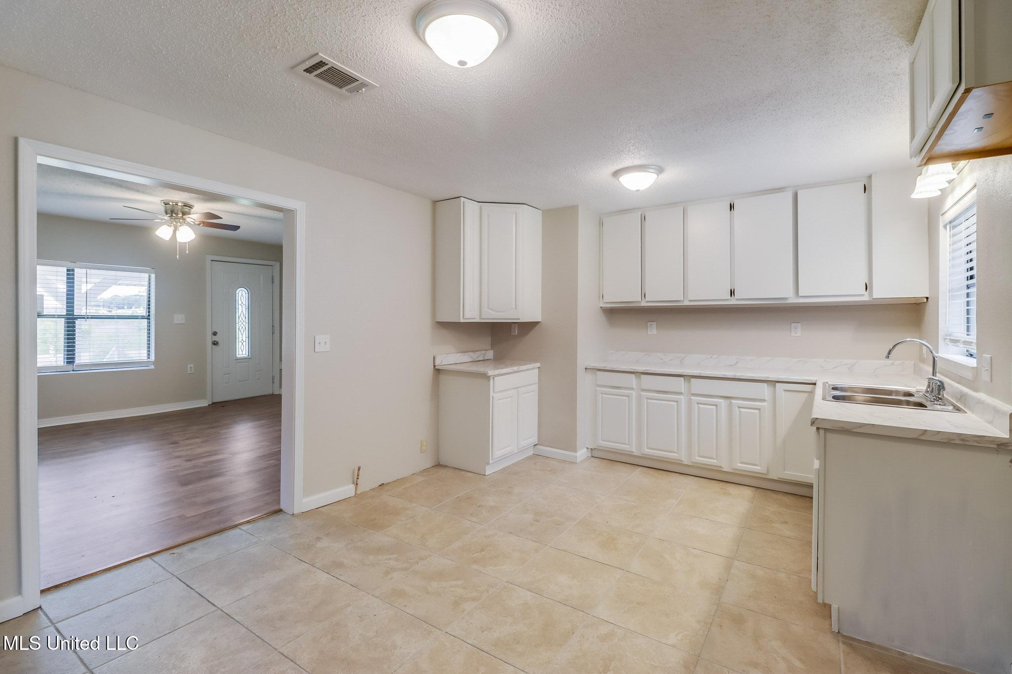 6909 Elder Ferry Road, Moss Point, Mississippi image 5