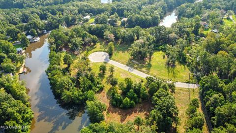 Vacant Land For Sale - 10550 Oneal Road<br/> Gulfport, MS 39503