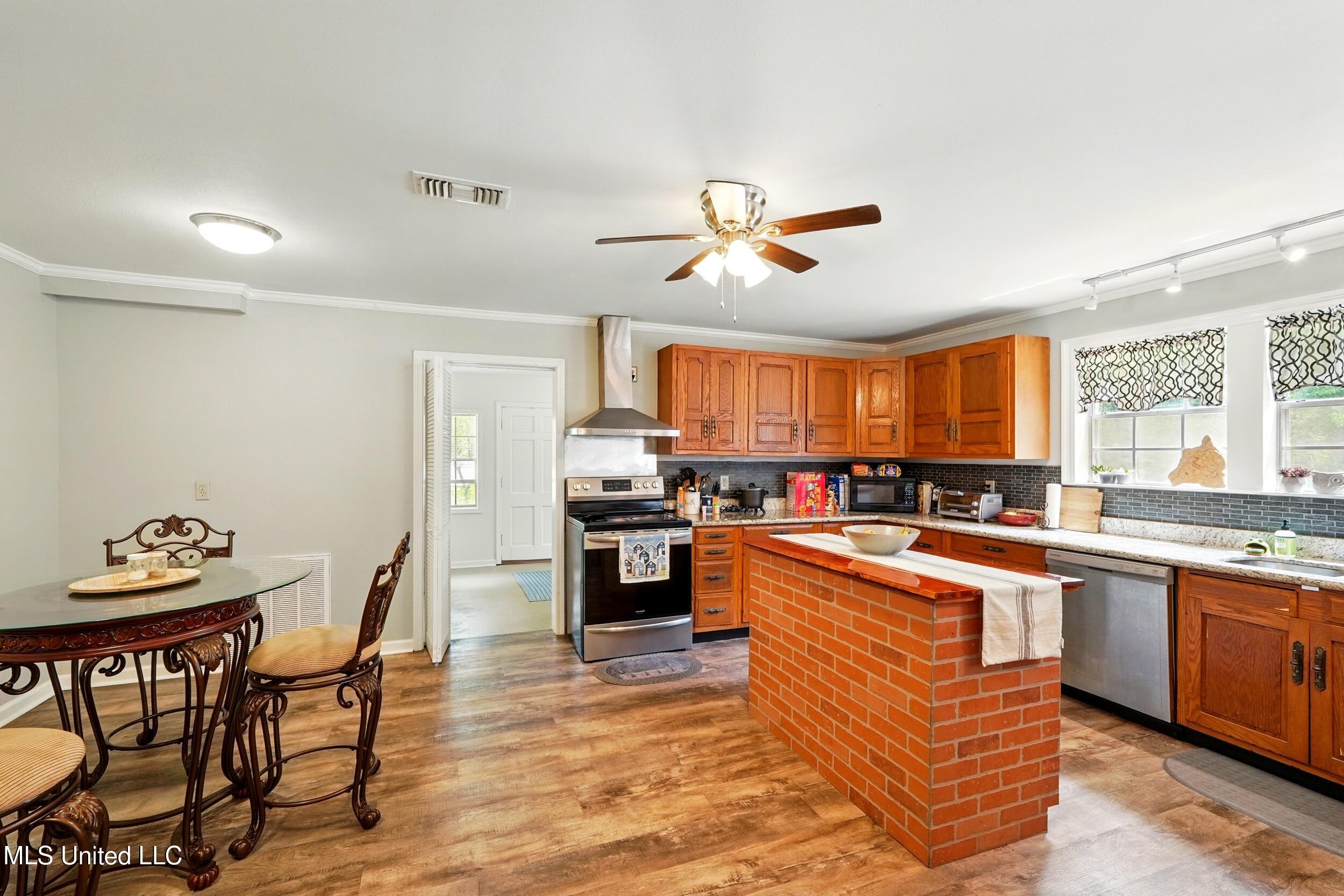 18 Shamrock Lane, Carriere, Mississippi image 28