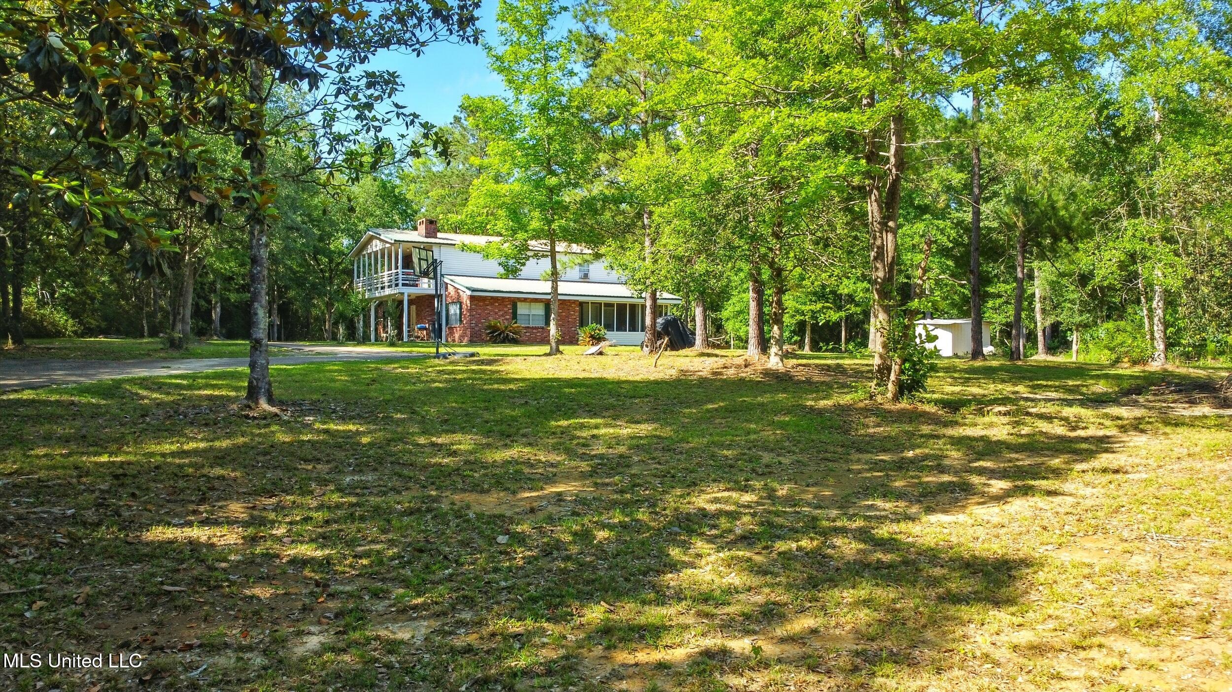 18 Shamrock Lane, Carriere, Mississippi image 14