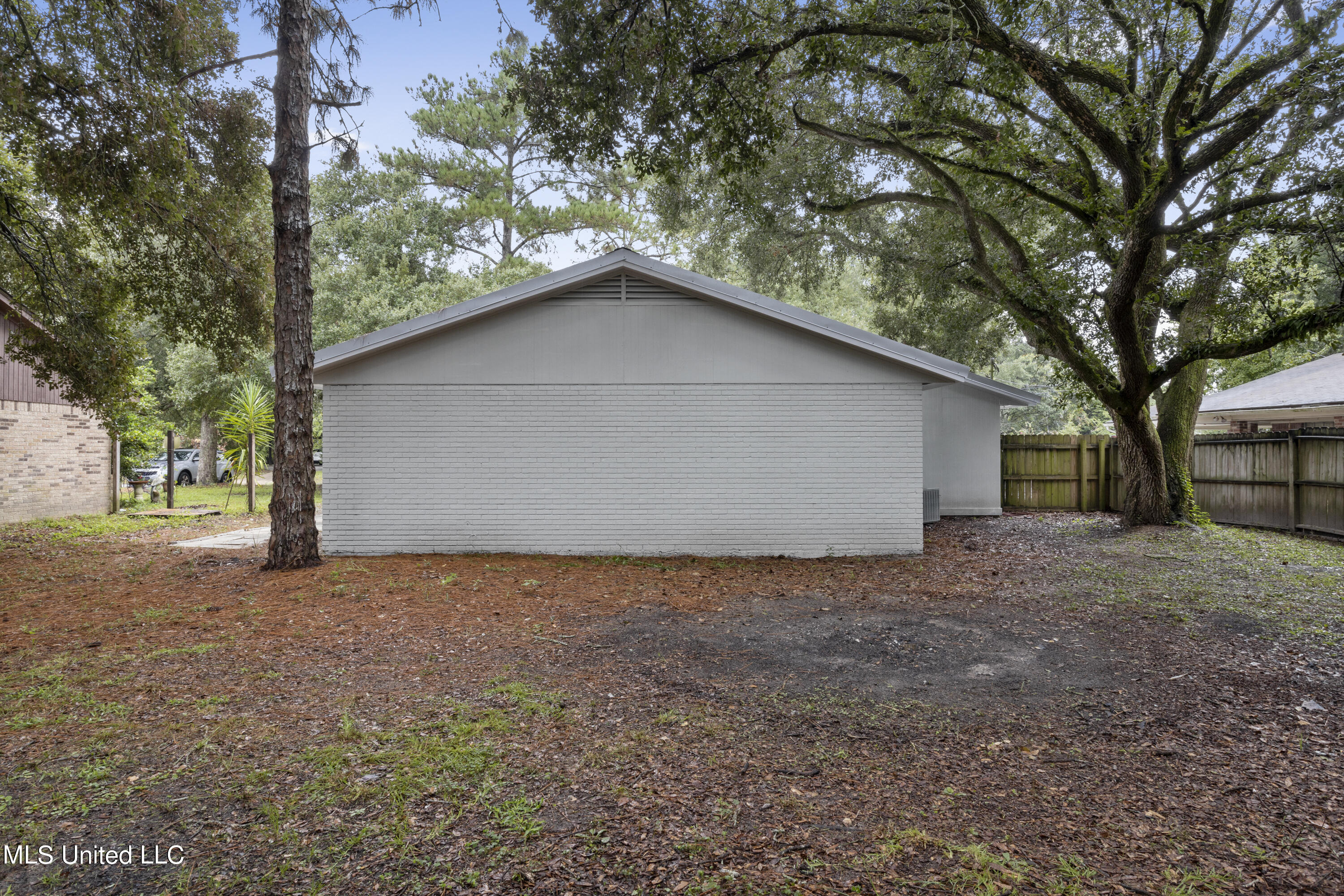 1644 S 10th Street, Ocean Springs, Mississippi image 22