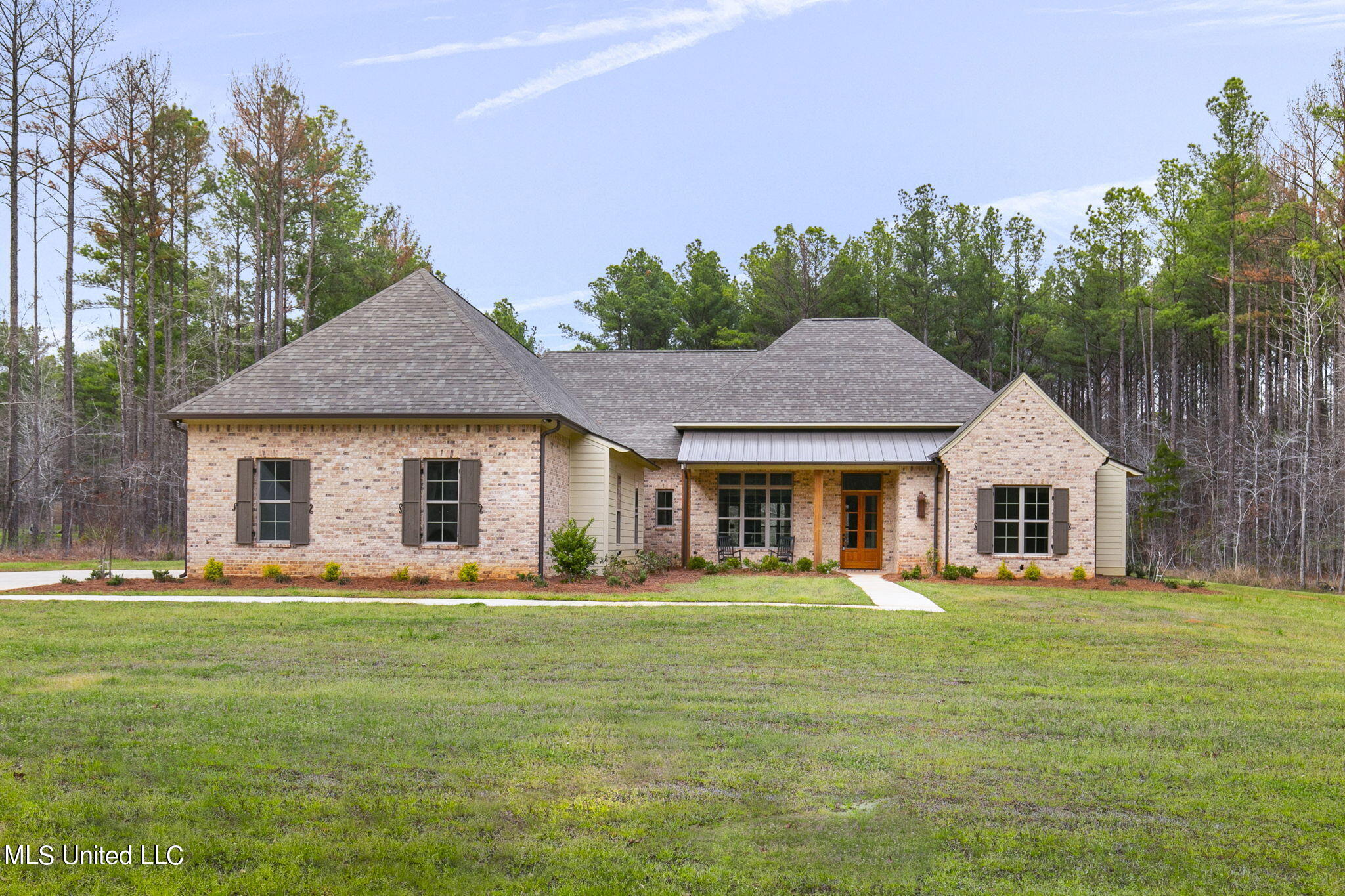 181 Plantation Boulevard, Brandon, Mississippi image 1