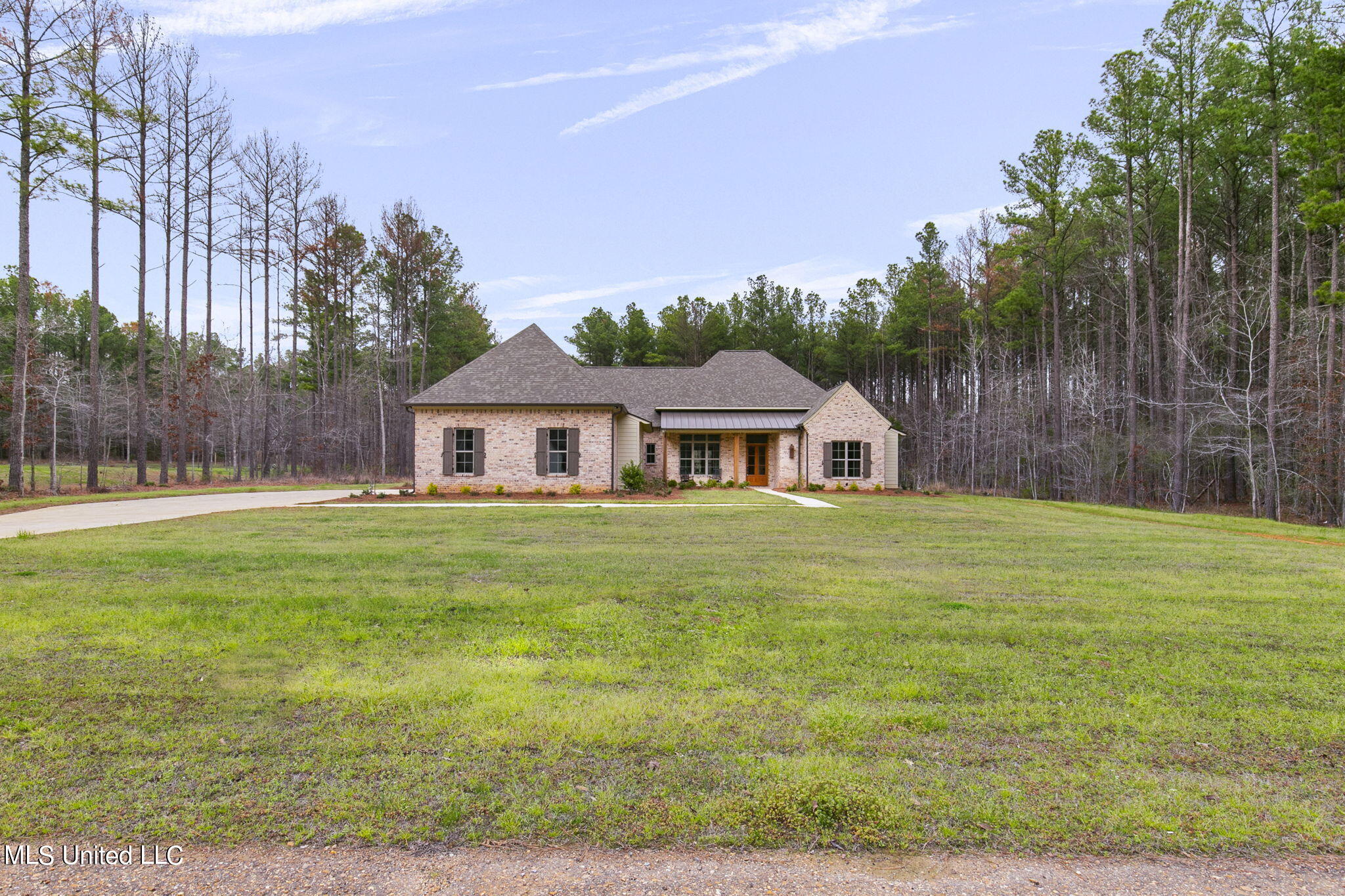 181 Plantation Boulevard, Brandon, Mississippi image 2