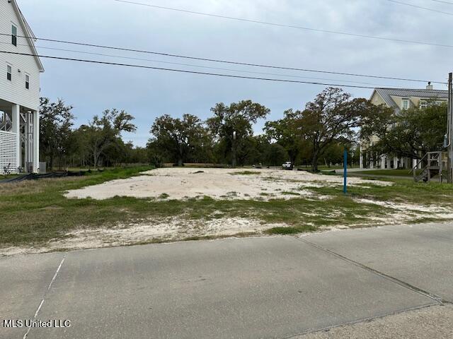 1492 N Beach Boulevard, Bay Saint Louis, Mississippi image 1