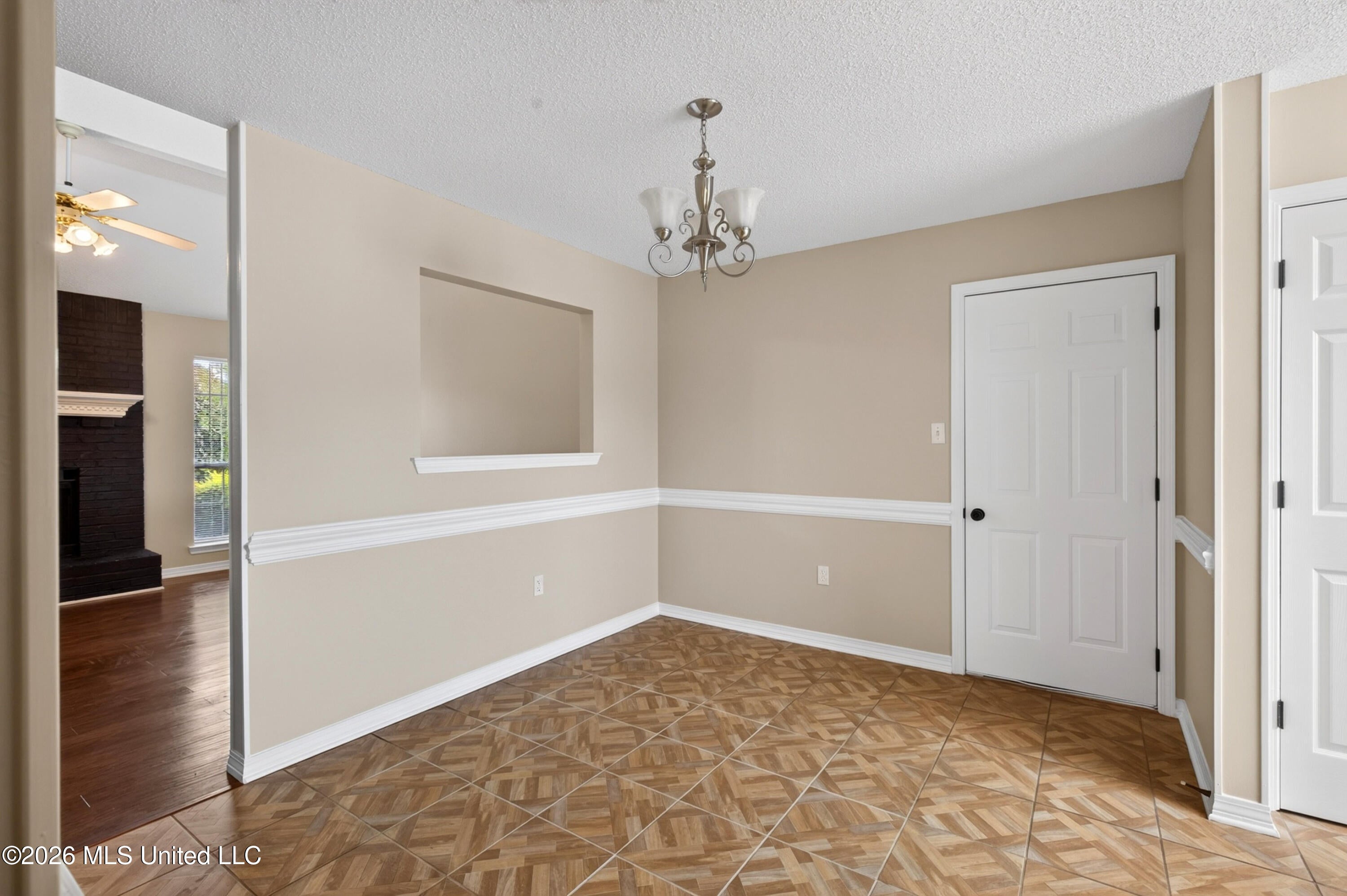 1324 Deana Road