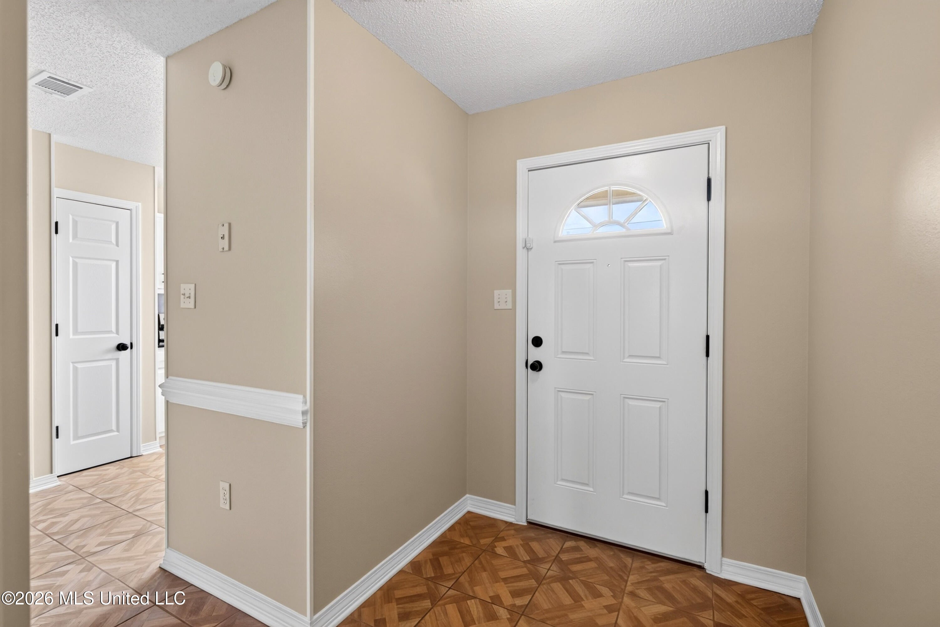 1324 Deana Road