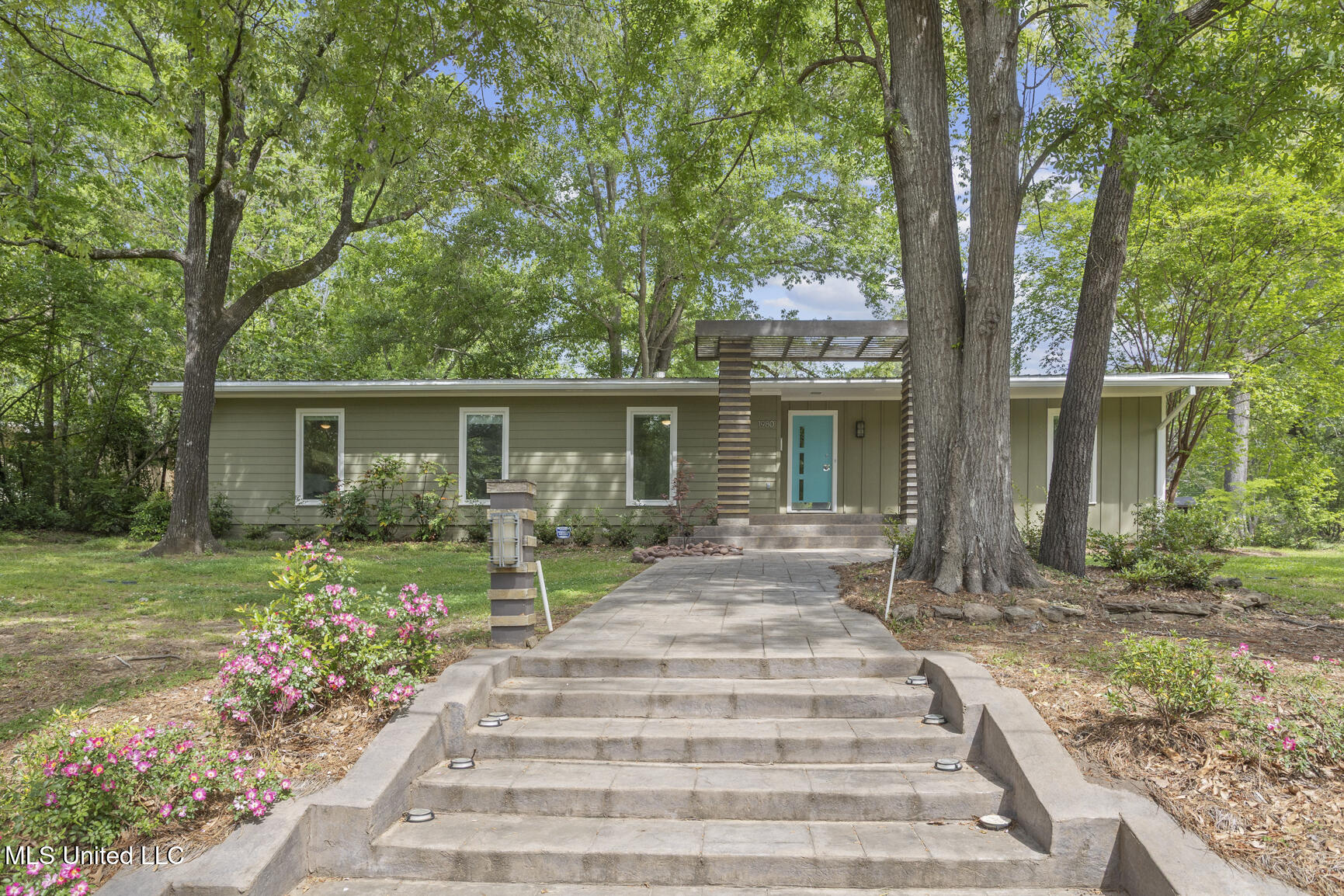 1980 Aztec Drive, Jackson, Mississippi image 4