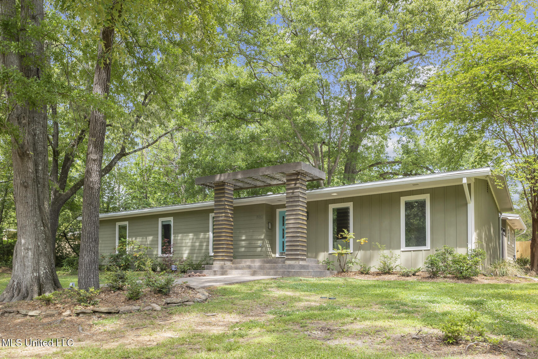 1980 Aztec Drive, Jackson, Mississippi image 3