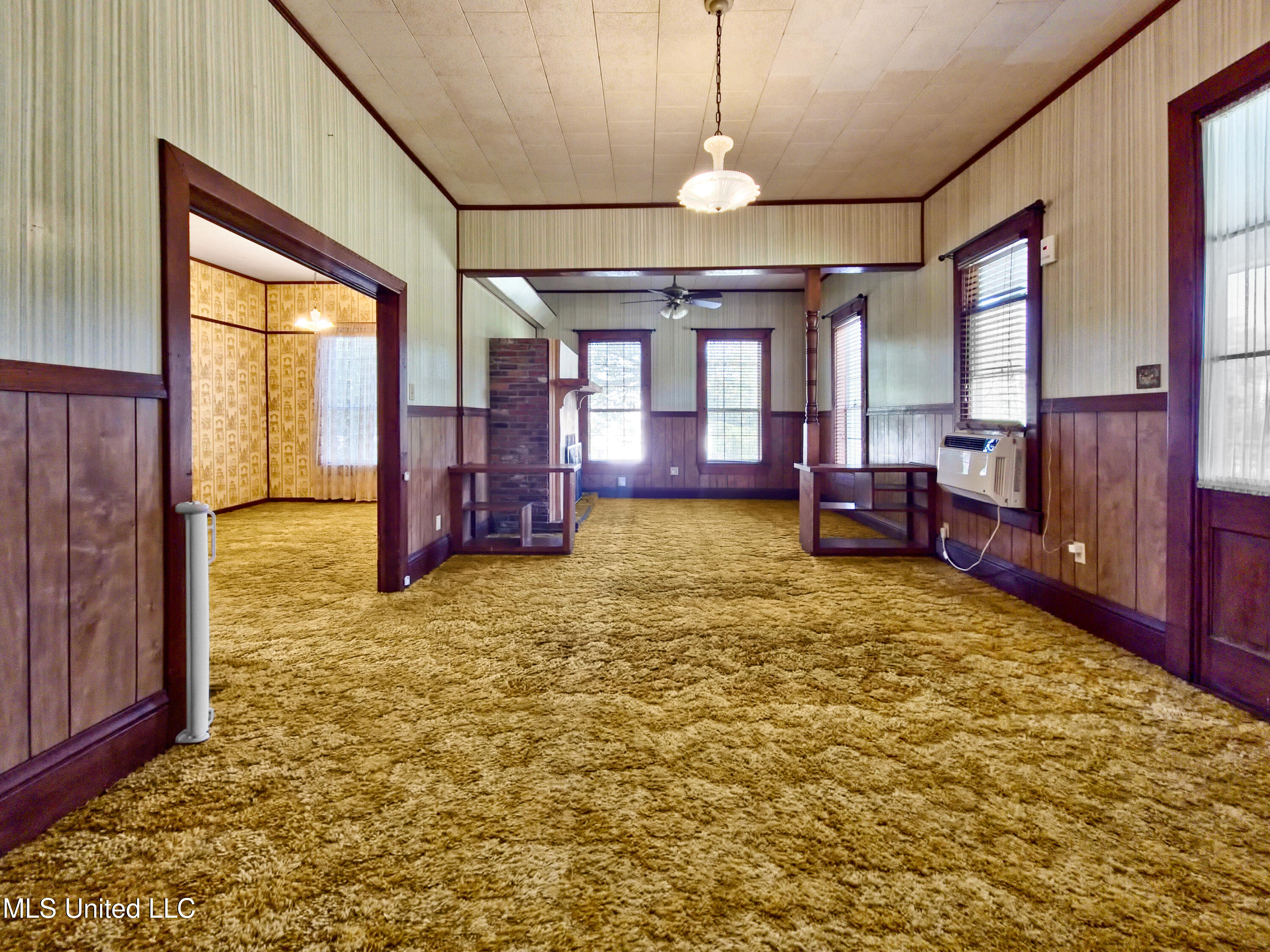 504 E College Avenue, Wiggins, Mississippi image 4