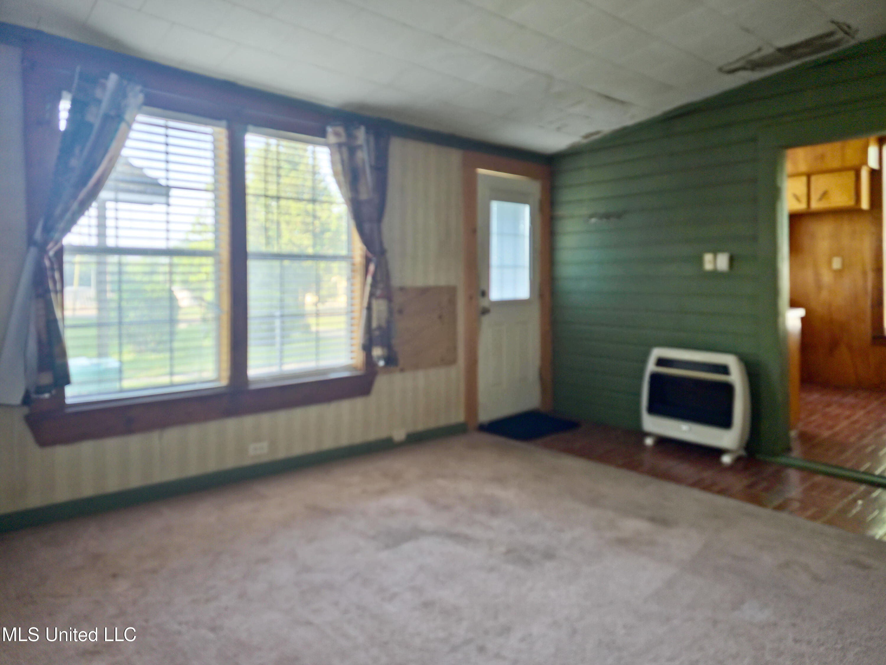 504 E College Avenue, Wiggins, Mississippi image 16