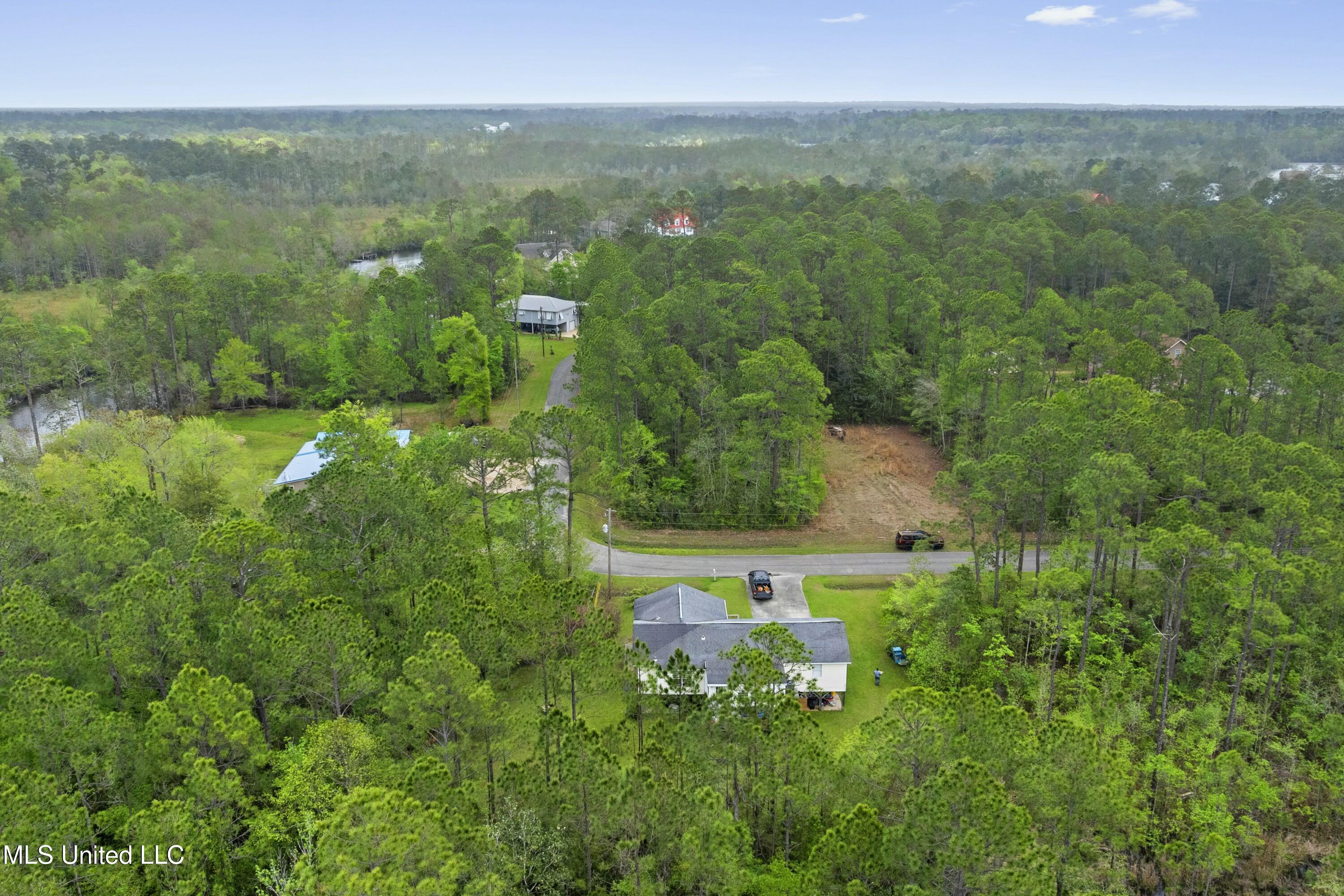 15075 Ponotoc Drive, Kiln, Mississippi image 25
